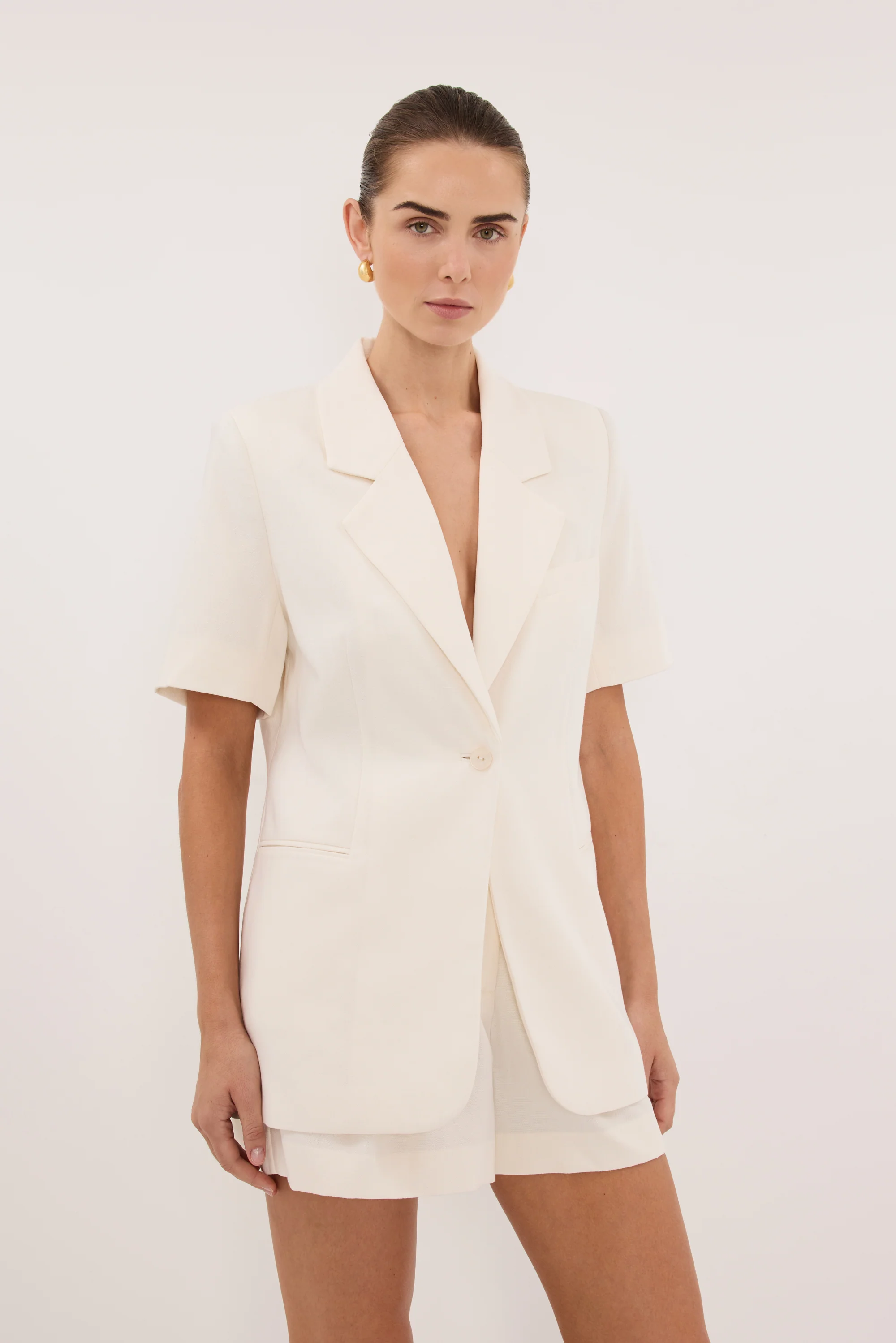 JORDY CREAM SHORT SLEEVE BLAZER - Image 2
