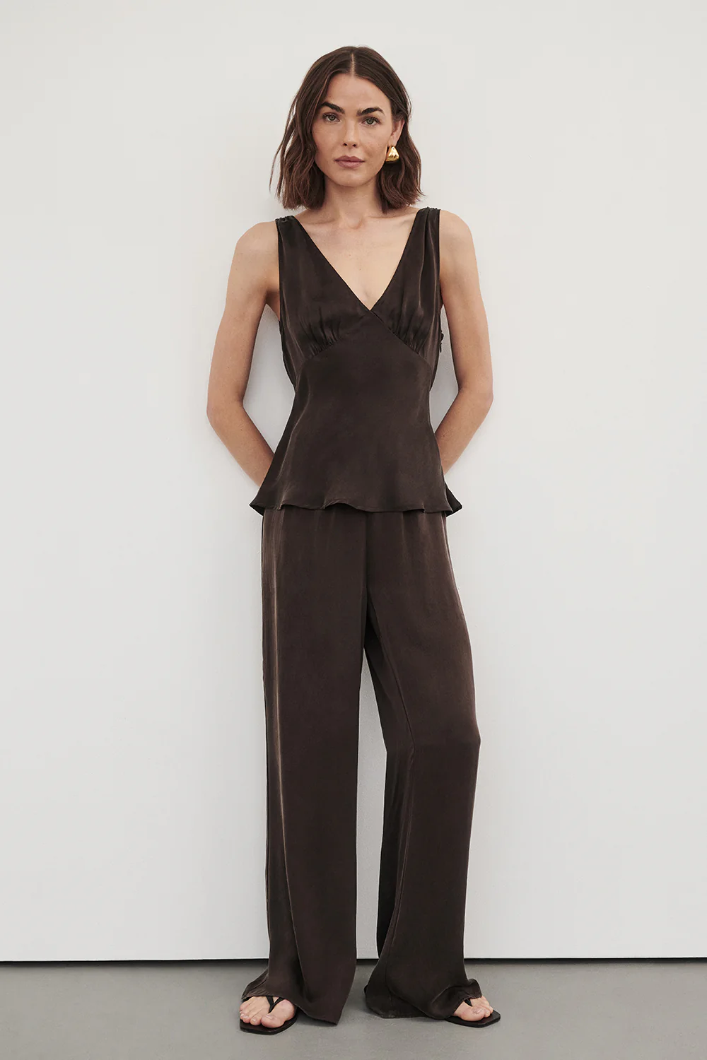JORJA BITTER CHOC SLEEVELESS SILK TOP