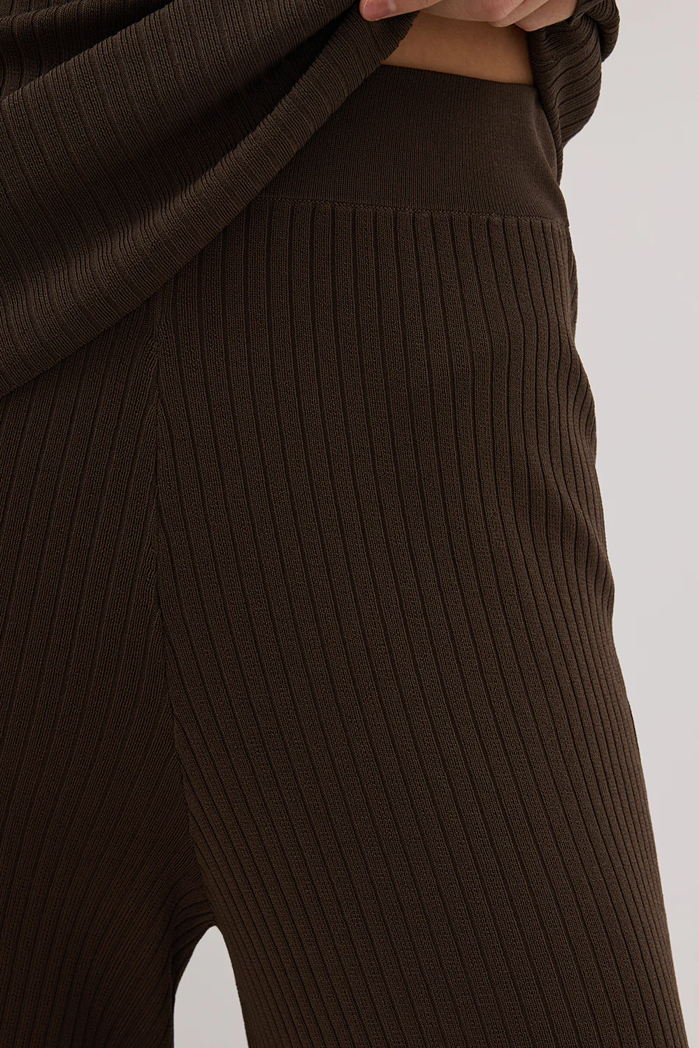 JOY DARK OLIVE KNIT PANT - Image 5