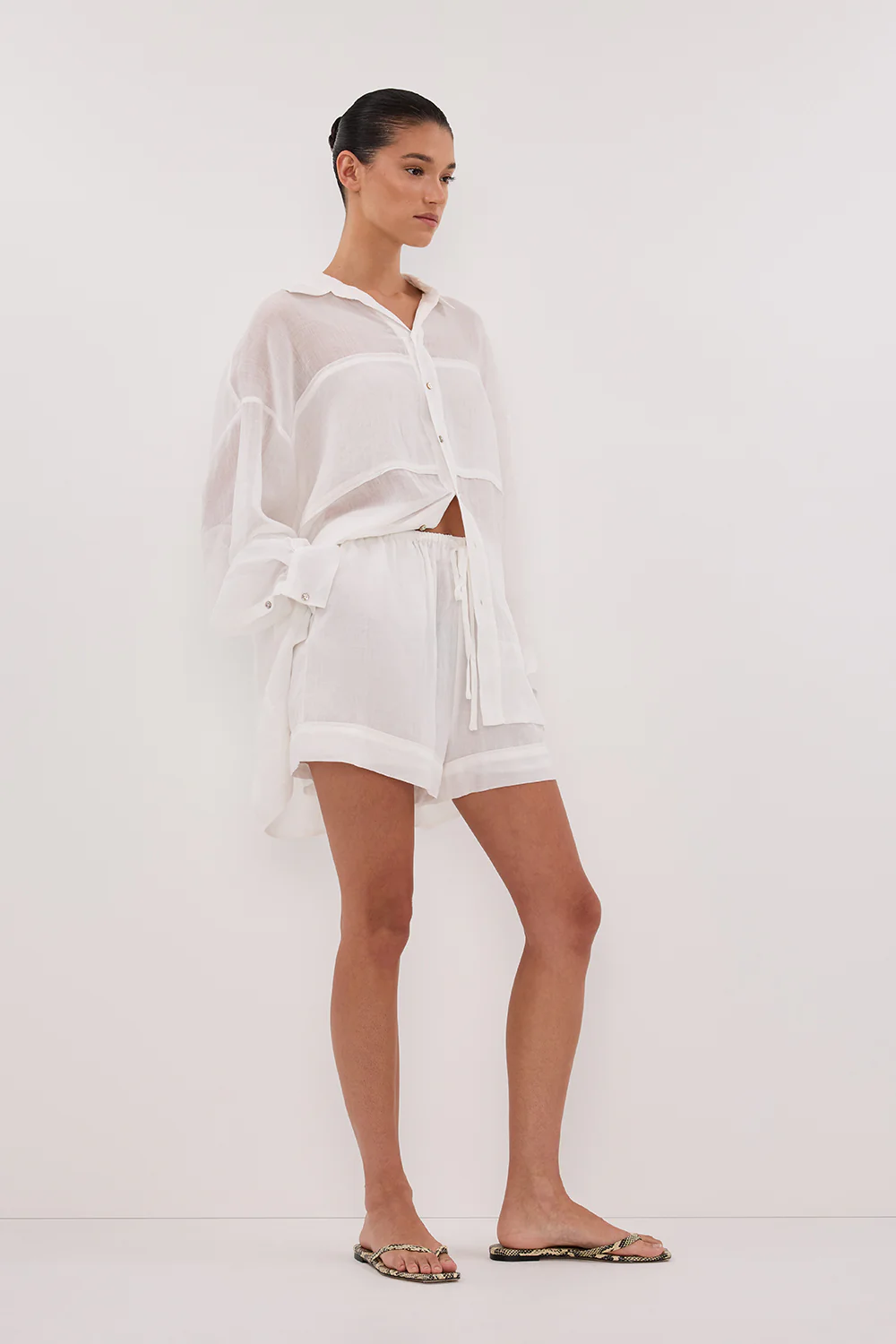 KAI WHITE RAMIE SHORT - Image 3