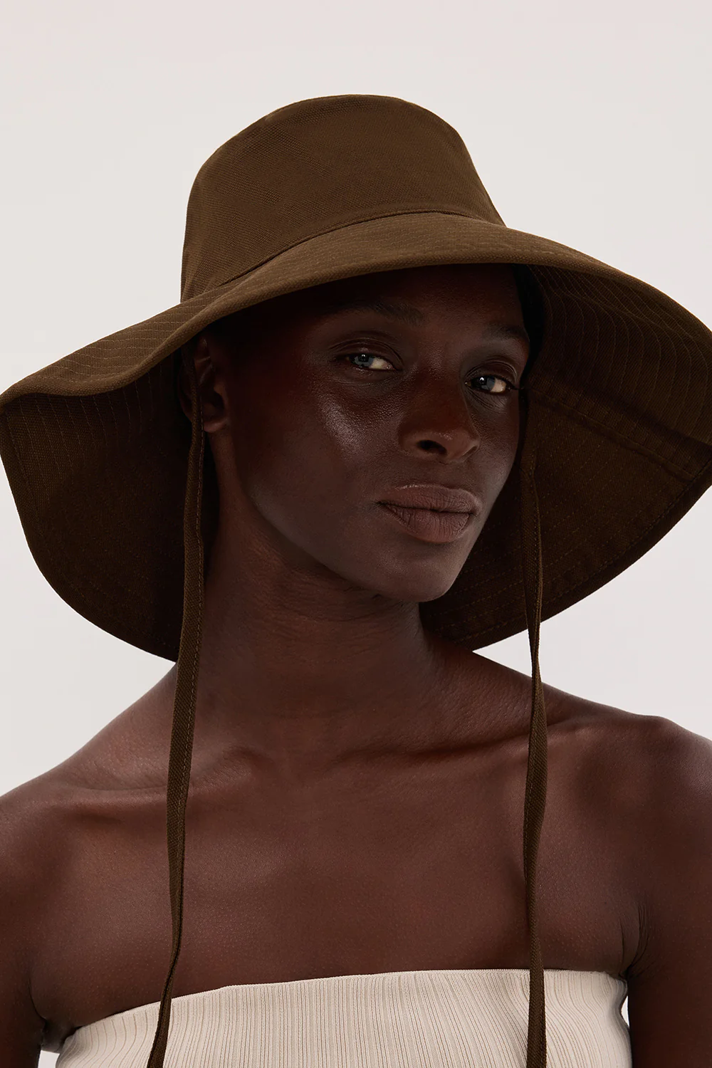 LACK OF COLOR THE HOLIDAY CHOC BUCKET HAT - Image 2