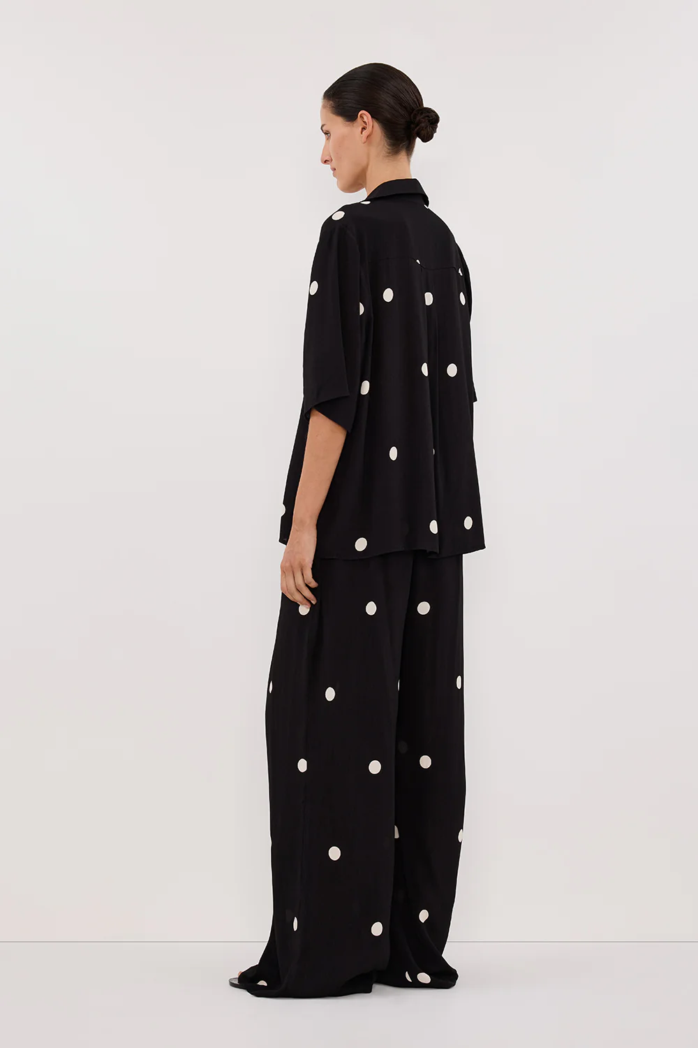 LAURA SPOT SHORT SLEEVE SHIRT - Image 4