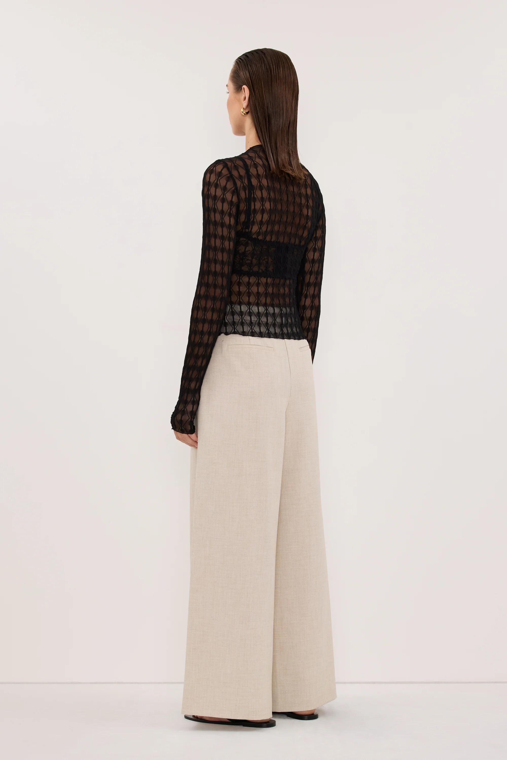 LEIA BLACK LONG SLEEVE LACE KNIT TOP - Image 4