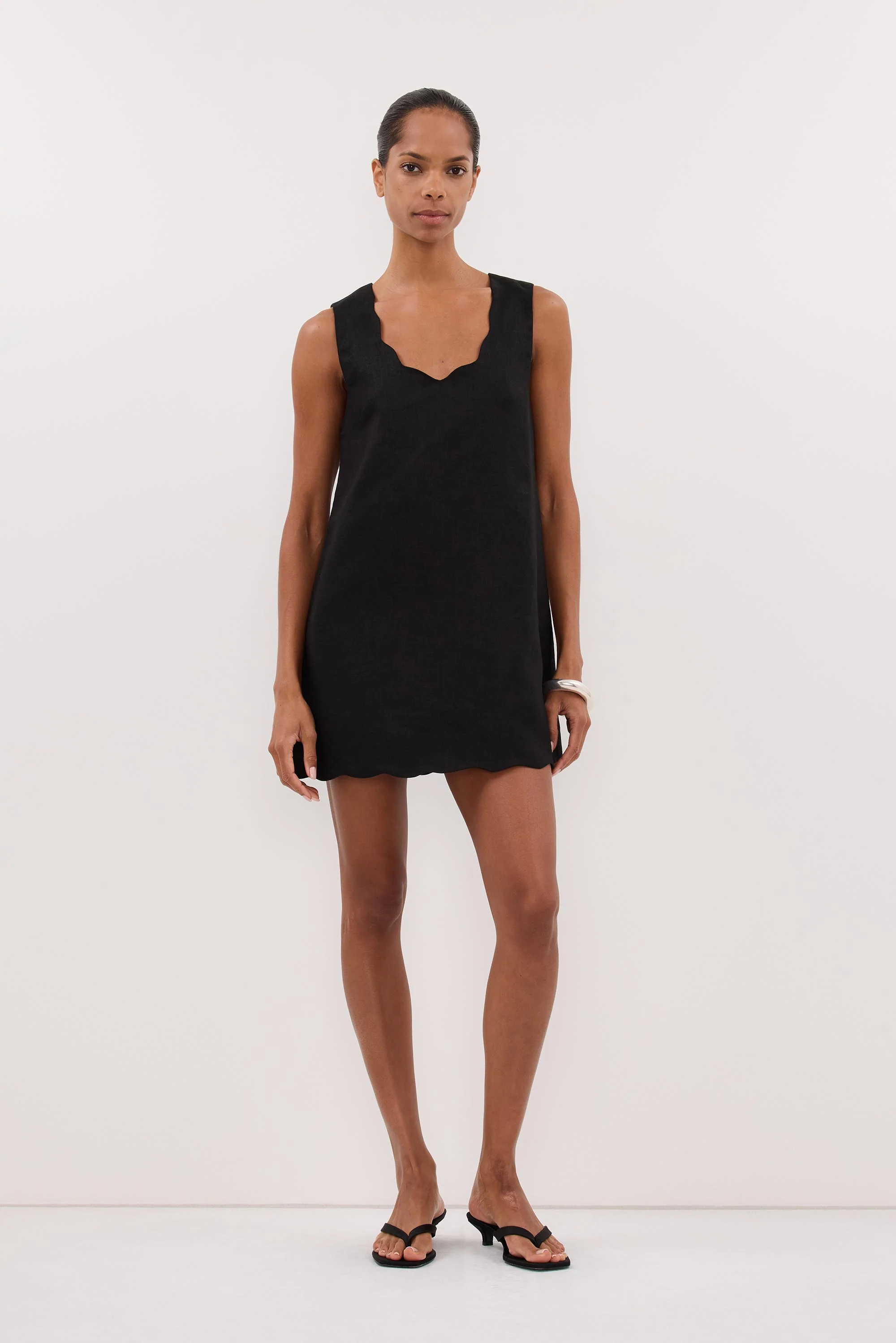 LELA BLACK SLEEVELESS LINEN MINI DRESS