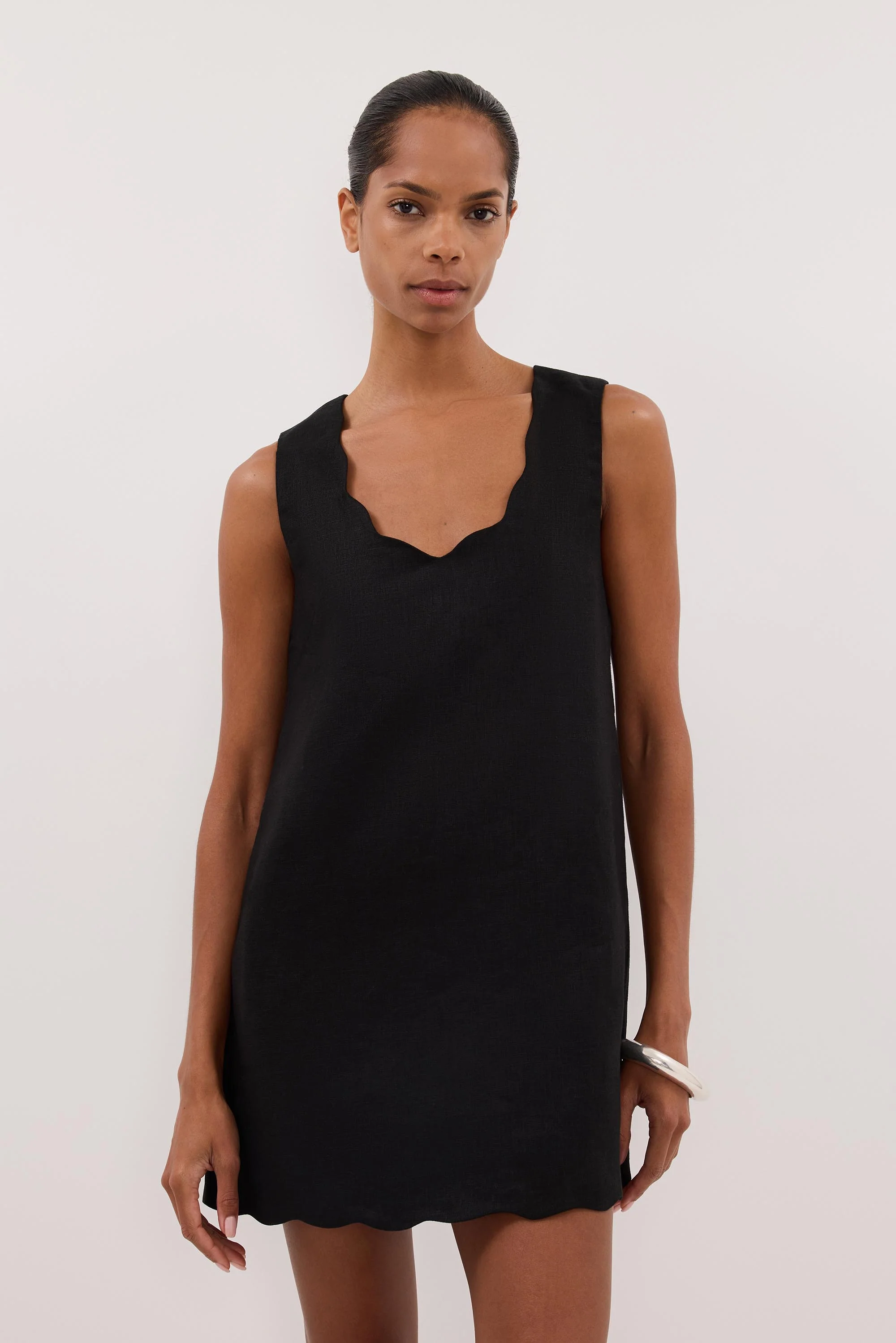 LELA BLACK SLEEVELESS LINEN MINI DRESS - Image 2