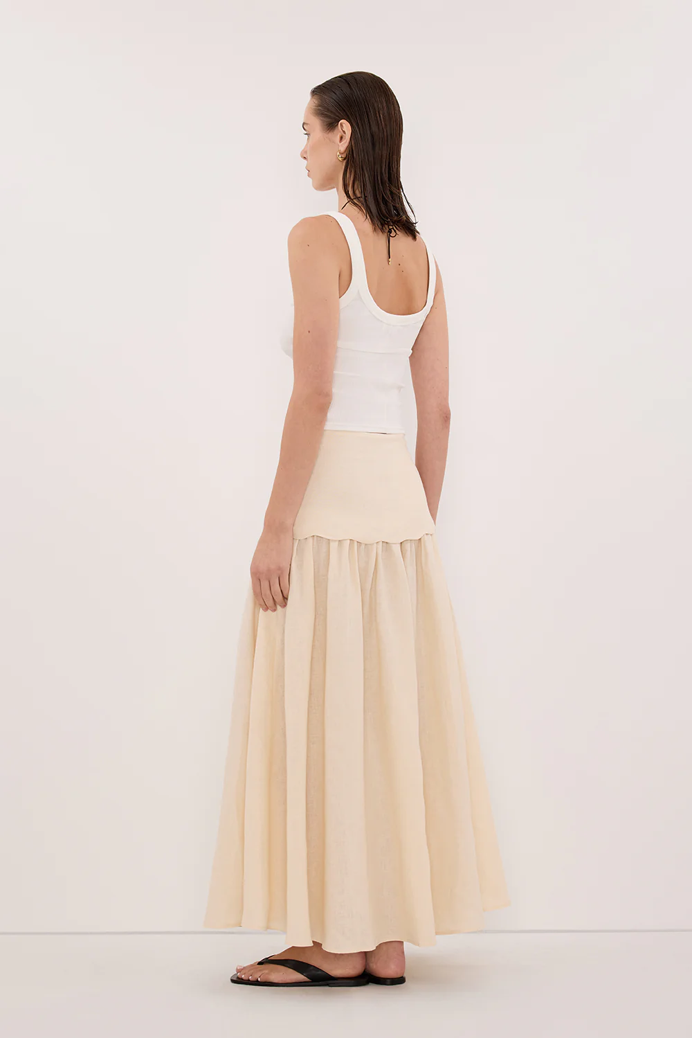 LELA SANDSTONE FOLDOVER LINEN MIDI SKIRT - Image 4