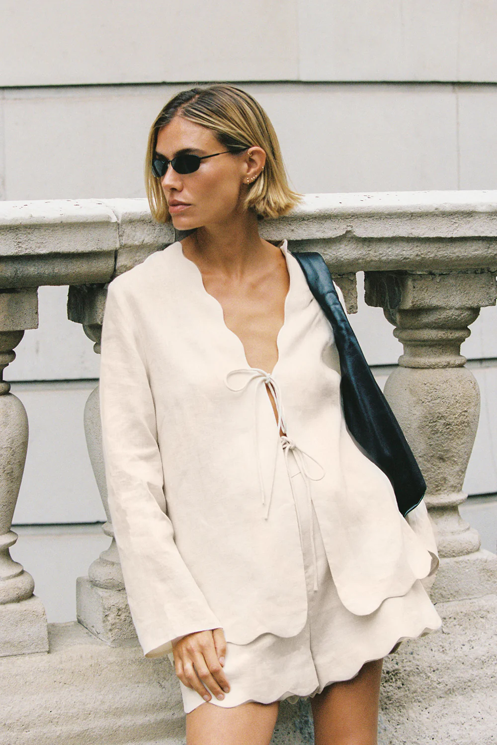 LELA SANDSTONE LONG SLEEVE LINEN TOP - Image 2