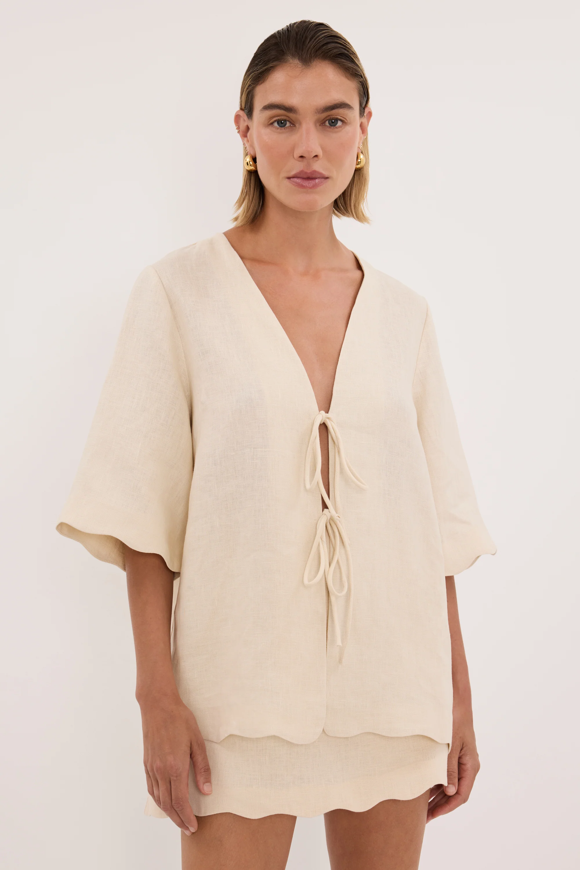 LELA SANDSTONE LONG SLEEVE LINEN TOP - Image 3