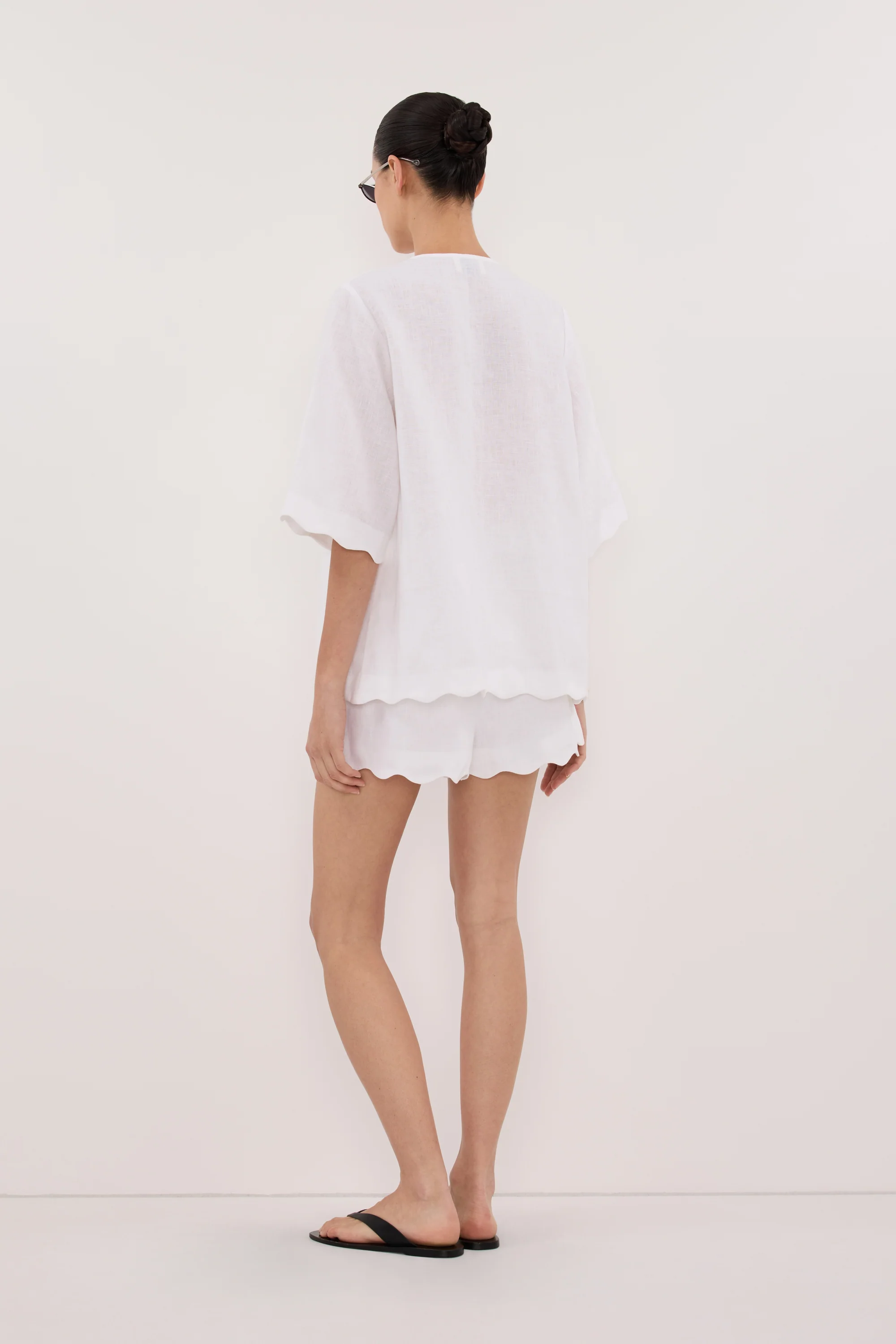 LELA WHITE SHORT SLEEVE LINEN SHIRT - Image 3
