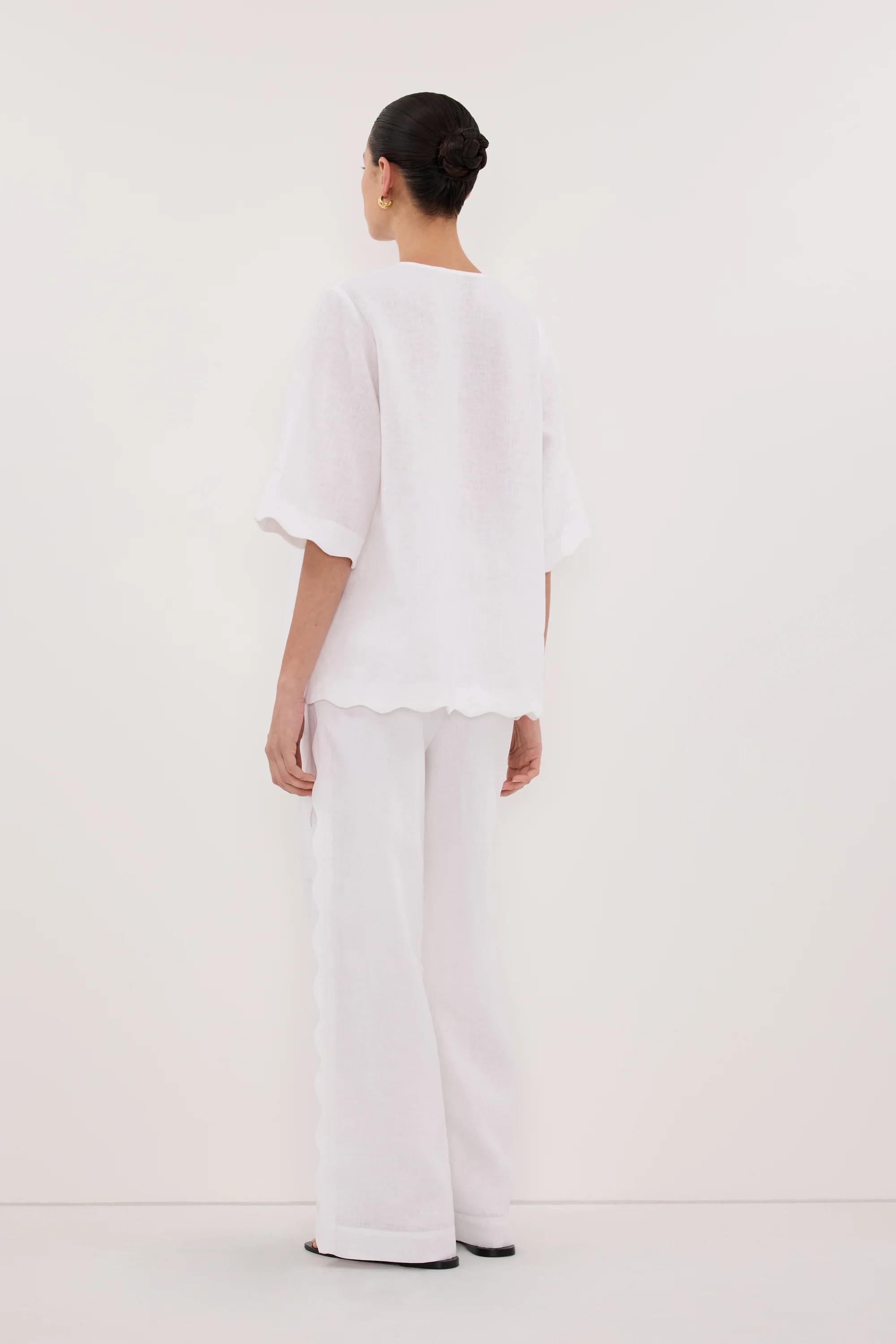 LELA WHITE SHORT SLEEVE LINEN SHIRT - Image 6