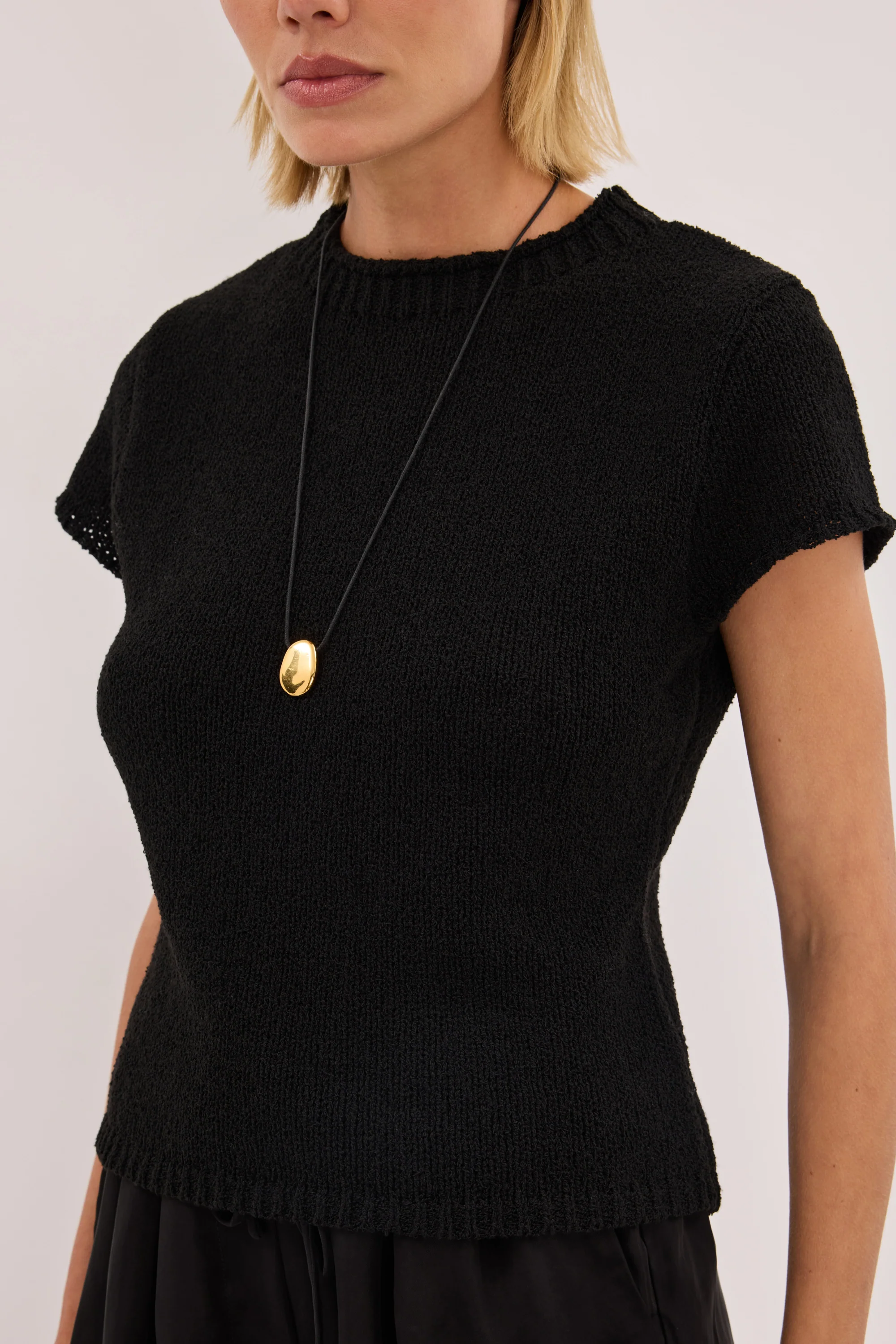 LEO BLACK KNIT TOP - Image 5