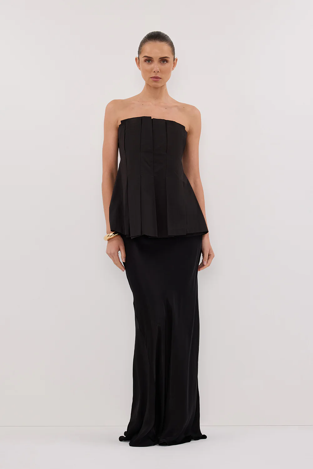 LILLY BLACK PLEATED STRAPLESS TOP