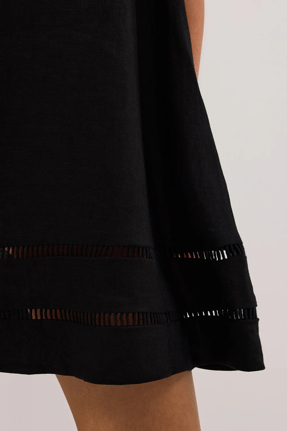 LINDSAY BLACK LINEN MINI DRESS - Image 5