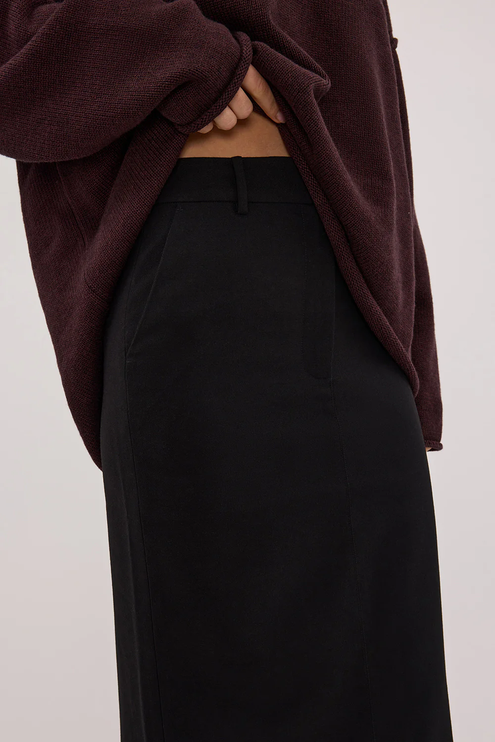 LIZA BLACK TAILORED MIDI SKIRT - Image 5