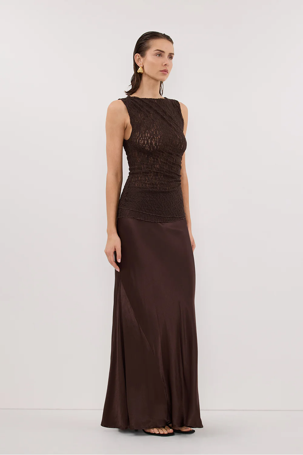 LIZZIE DARK CHOCOLATE SLEEVELESS LACE TOP - Image 3