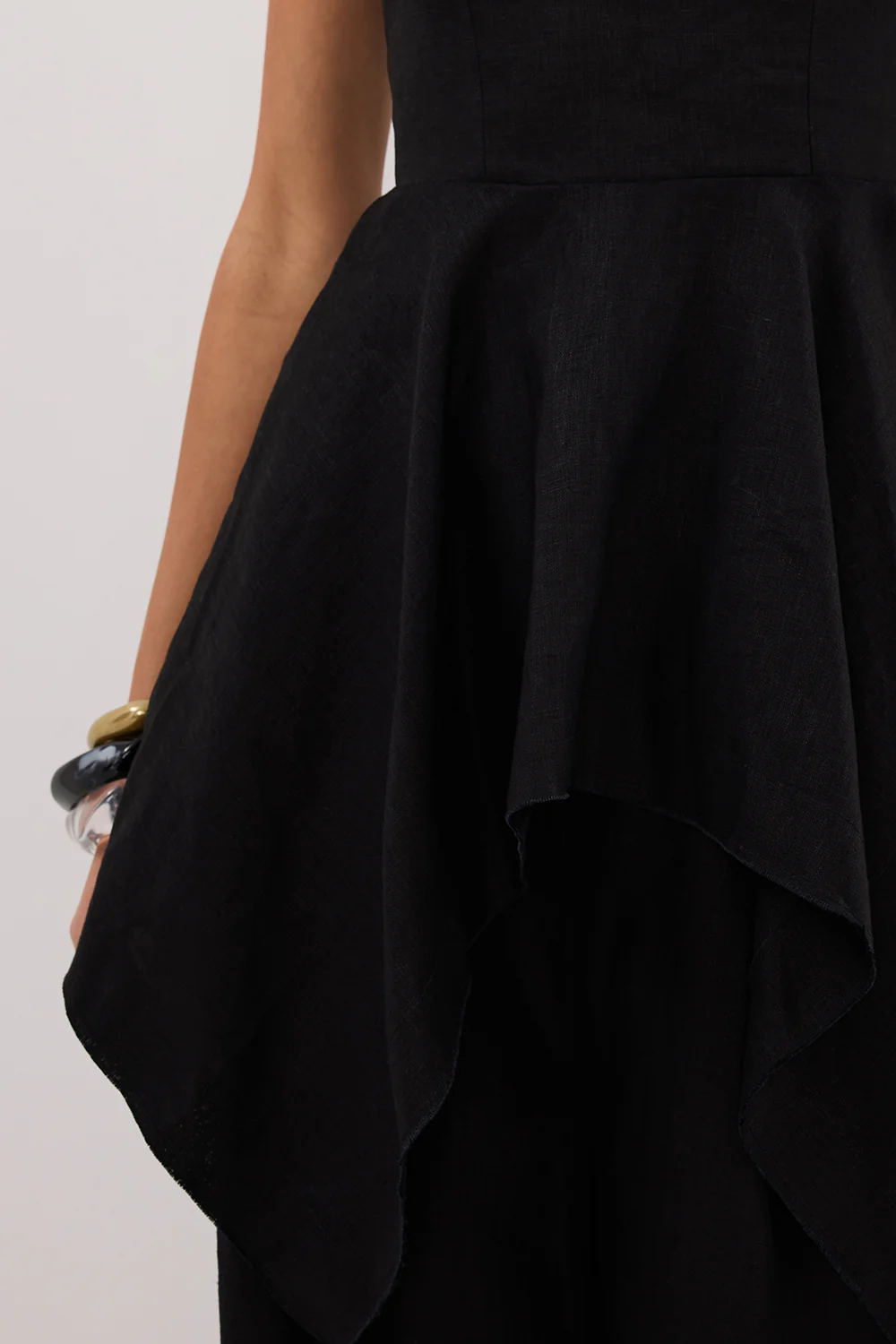 LUNA BLACK LINEN HANDKERCHIEF TOP - Image 12