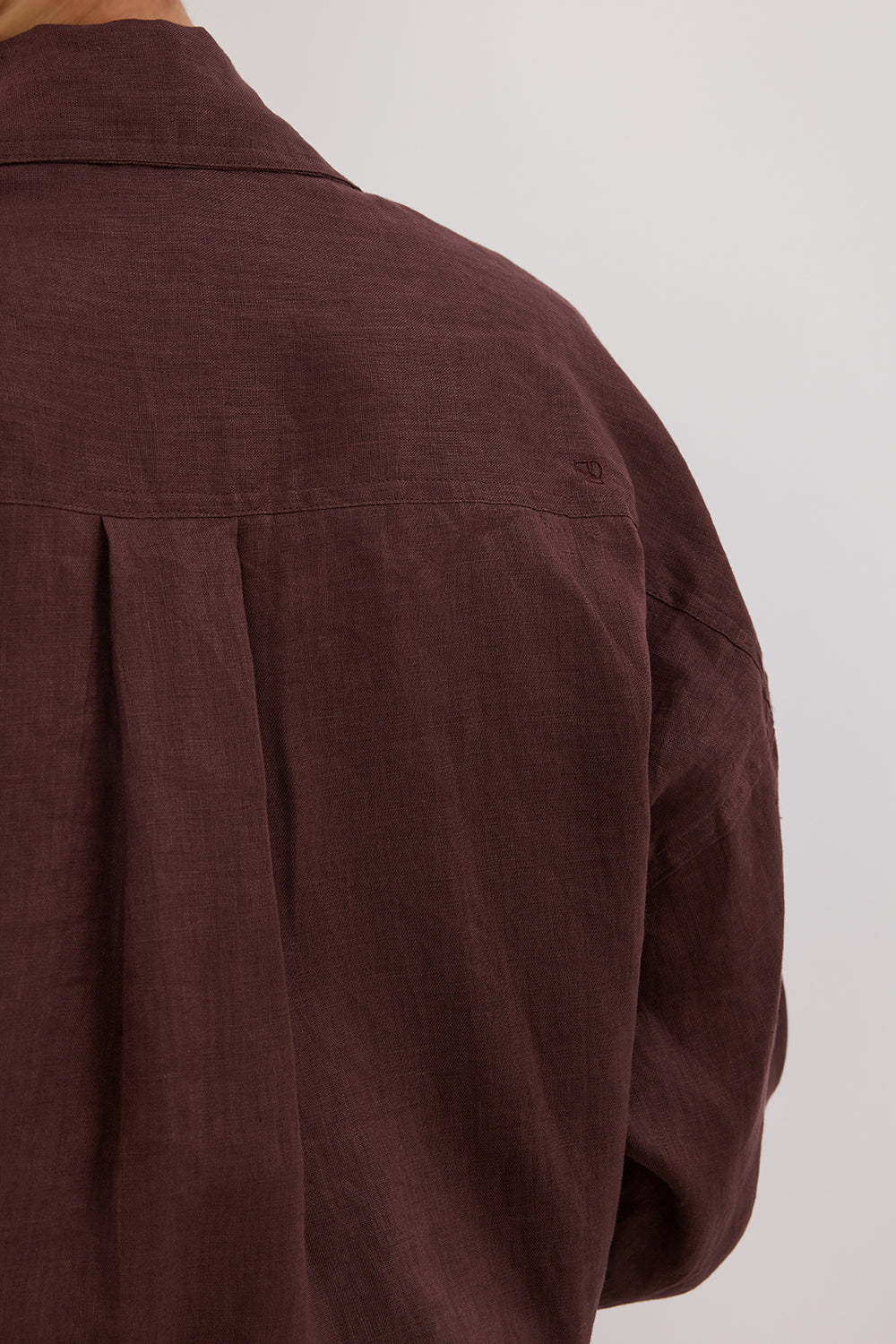 LUNE WALNUT OVERSIZED LINEN SHIRT - Image 5