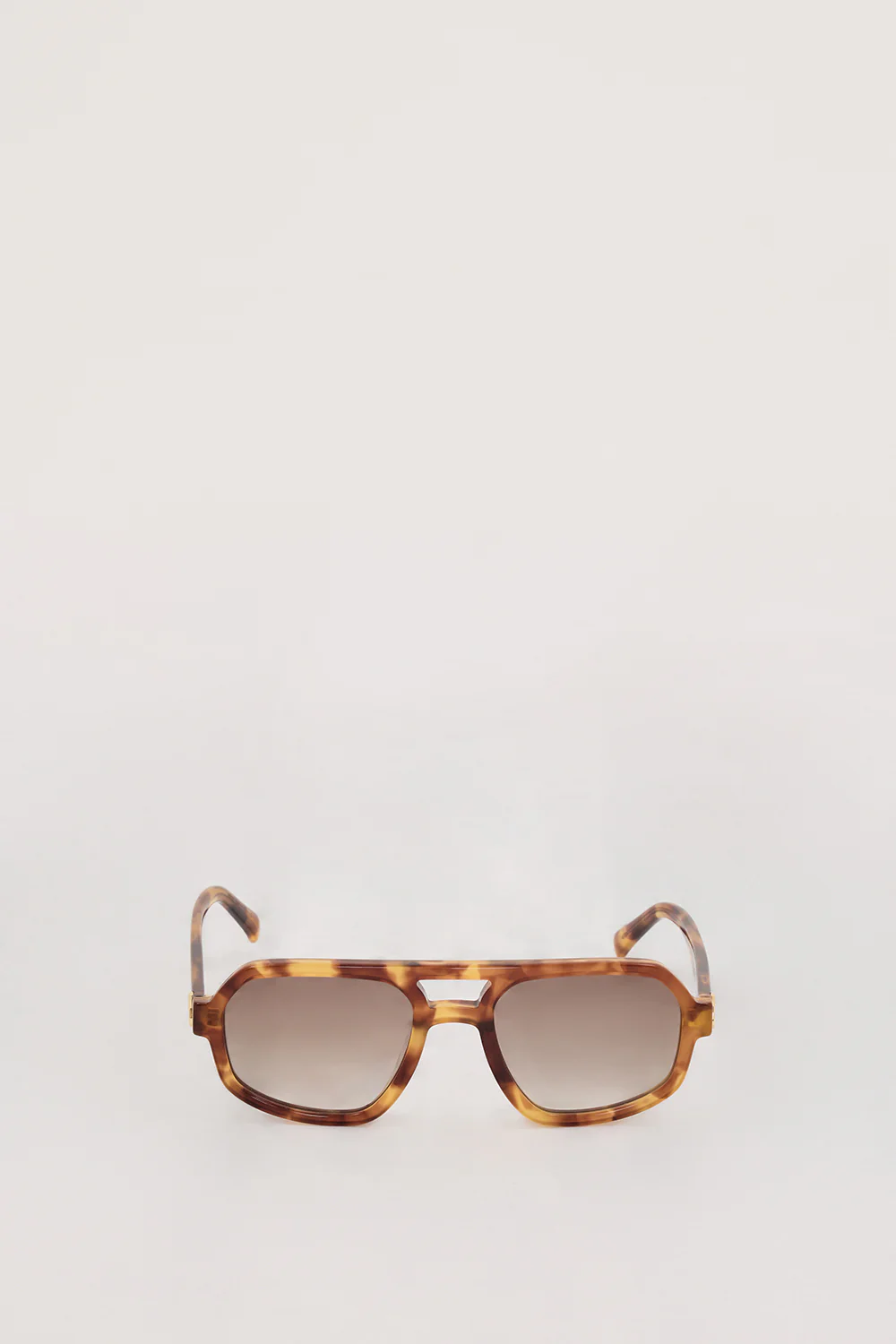 LUV LOU THE BANKS CARAMEL SUNGLASSES