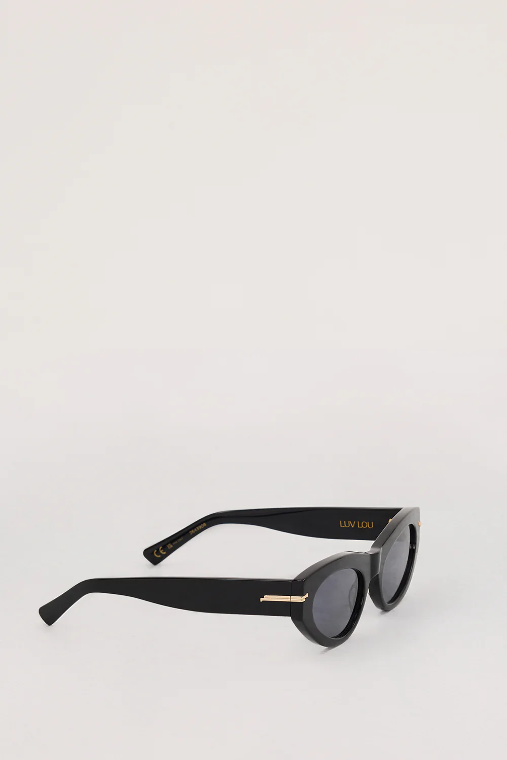 LUV LOU THE SOFIA BLACK SUNGLASSES - Image 4