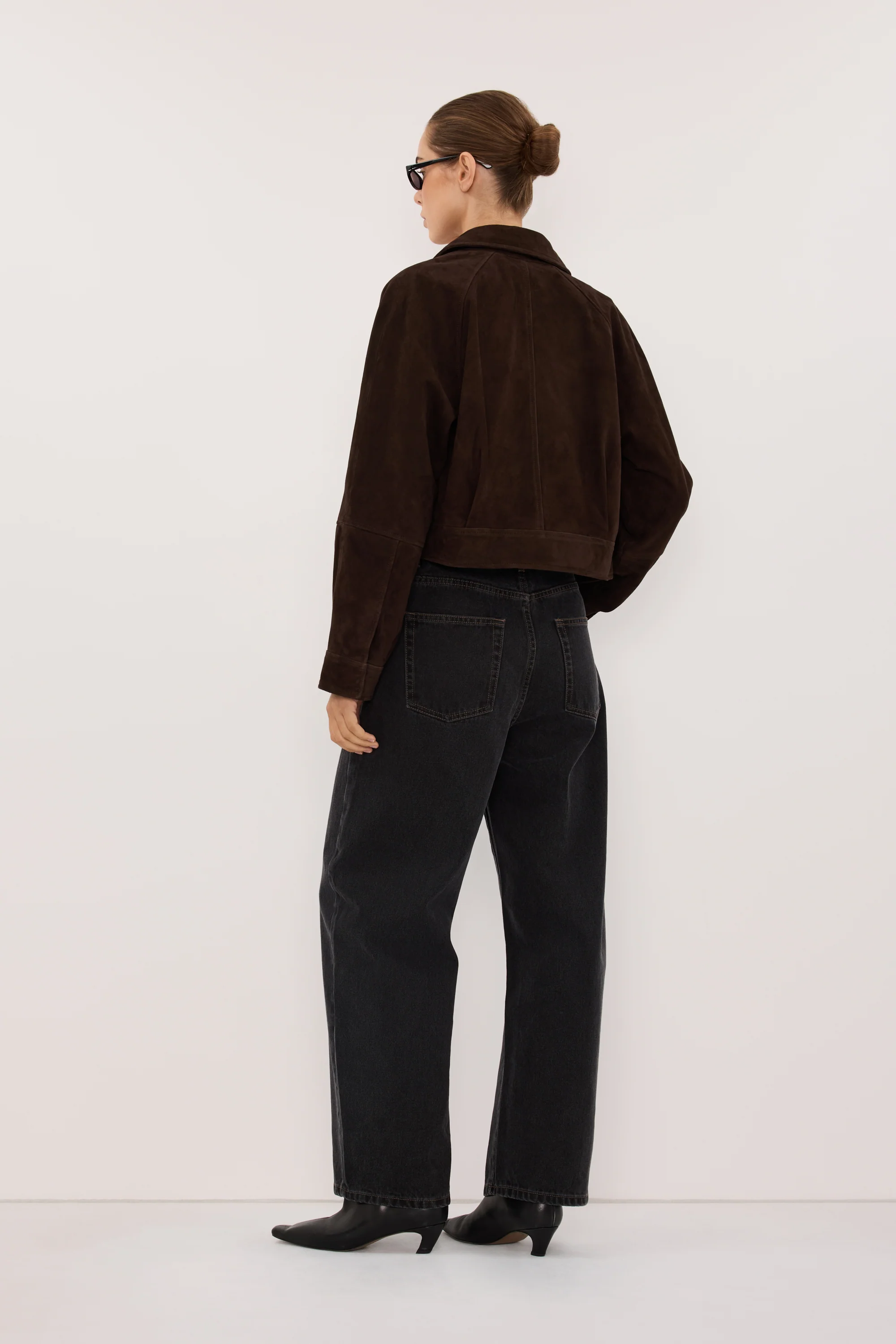 MAEVE BITTER CHOC SUEDE CROPPED JACKET - Image 8
