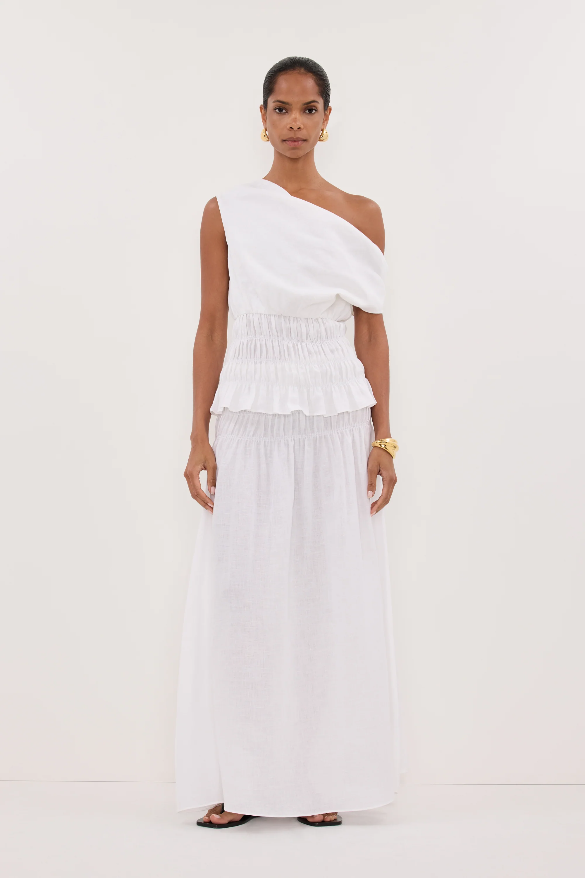 MAIA WHITE SLEEVELESS LINEN SHIRRED TOP