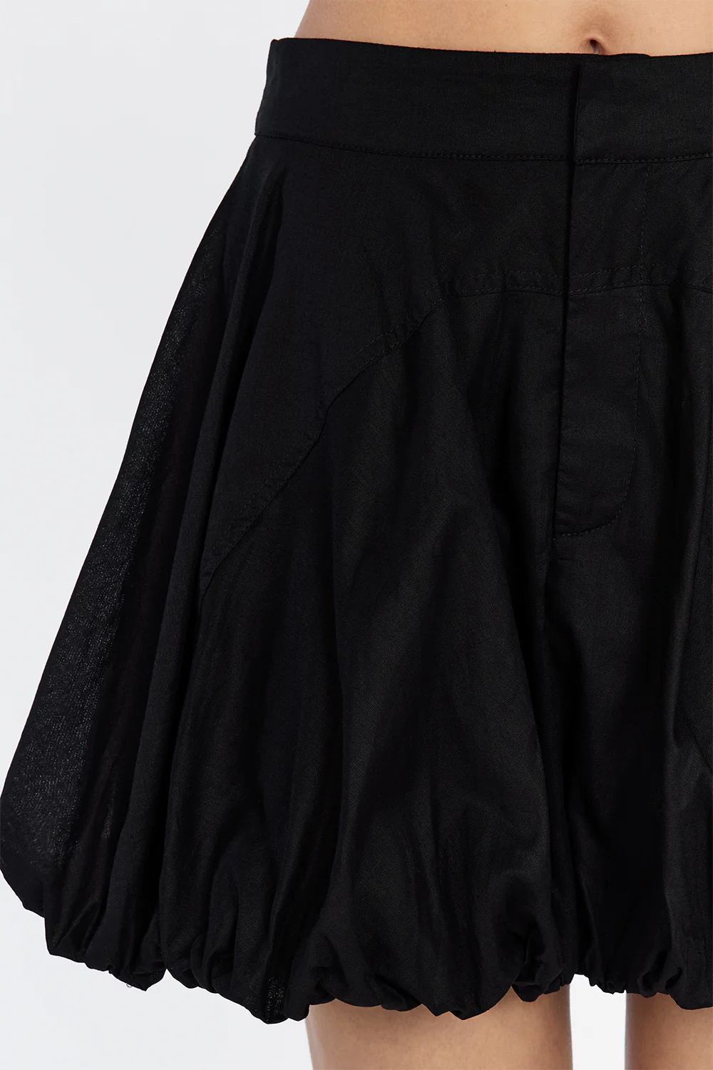 MARIA BLACK LINEN MINI SKIRT - Image 5