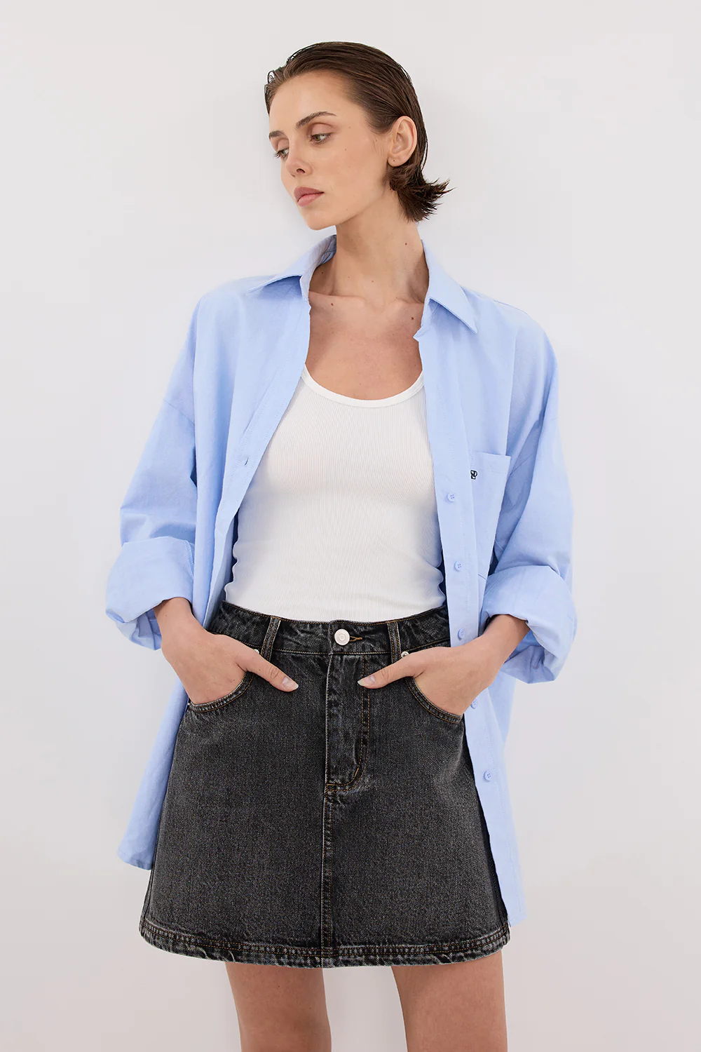 MASON WASHED BLACK DENIM MINI SKIRT - Image 2