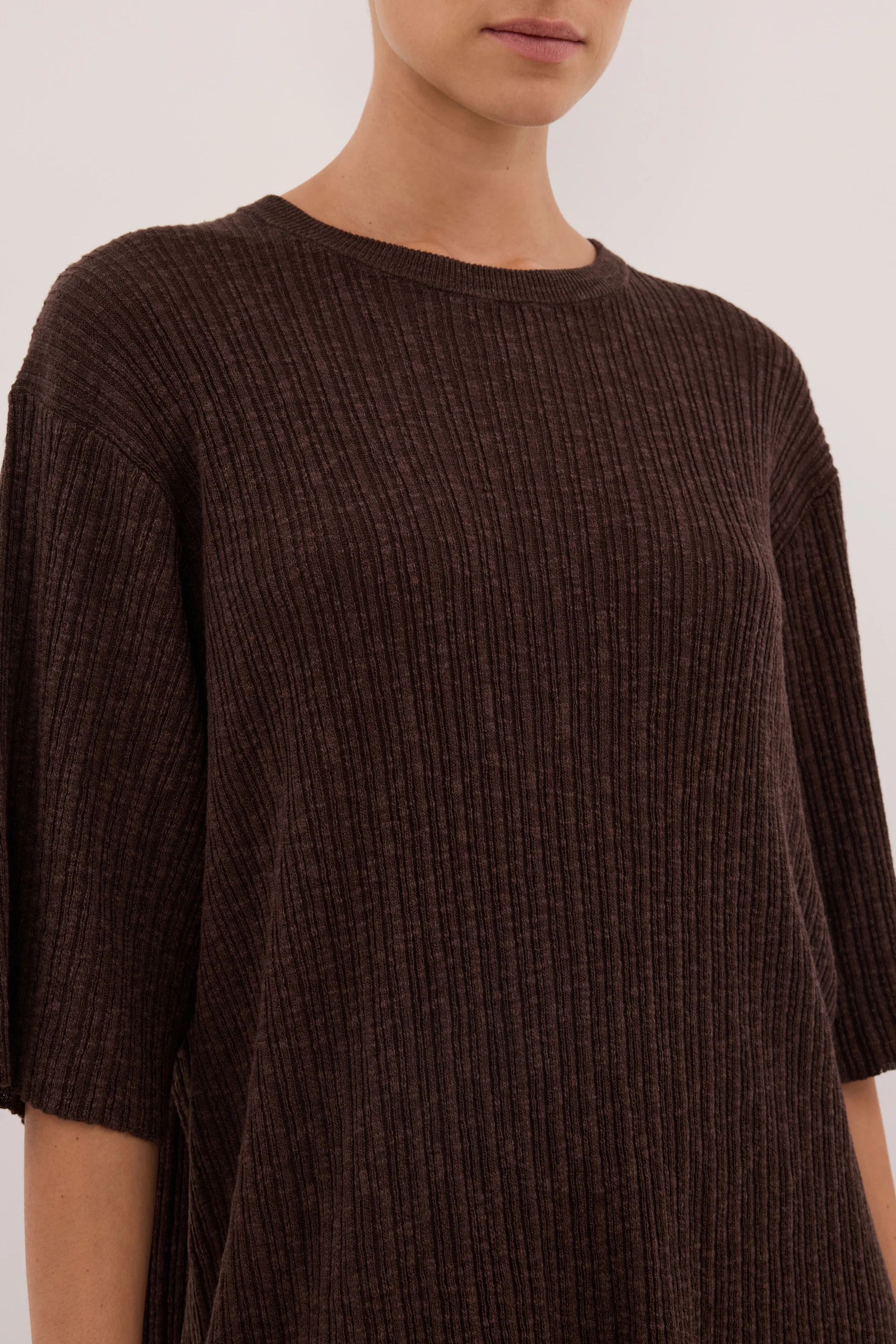 MAX CHOC LONGLINE KNIT TEE - Image 4