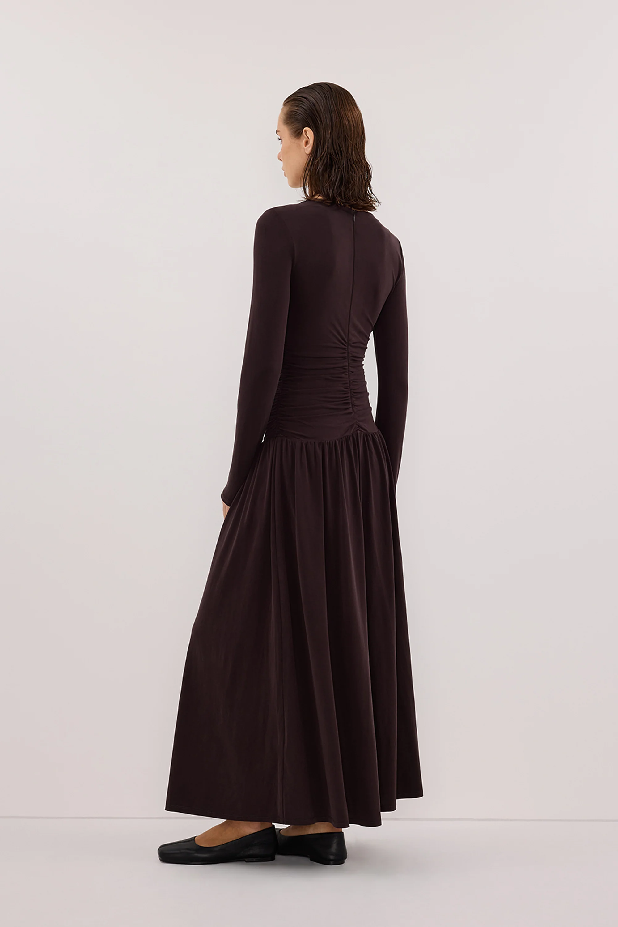 MEG BURNT CHOC LONG SLEEVE KNIT MIDI DRESS - Image 4