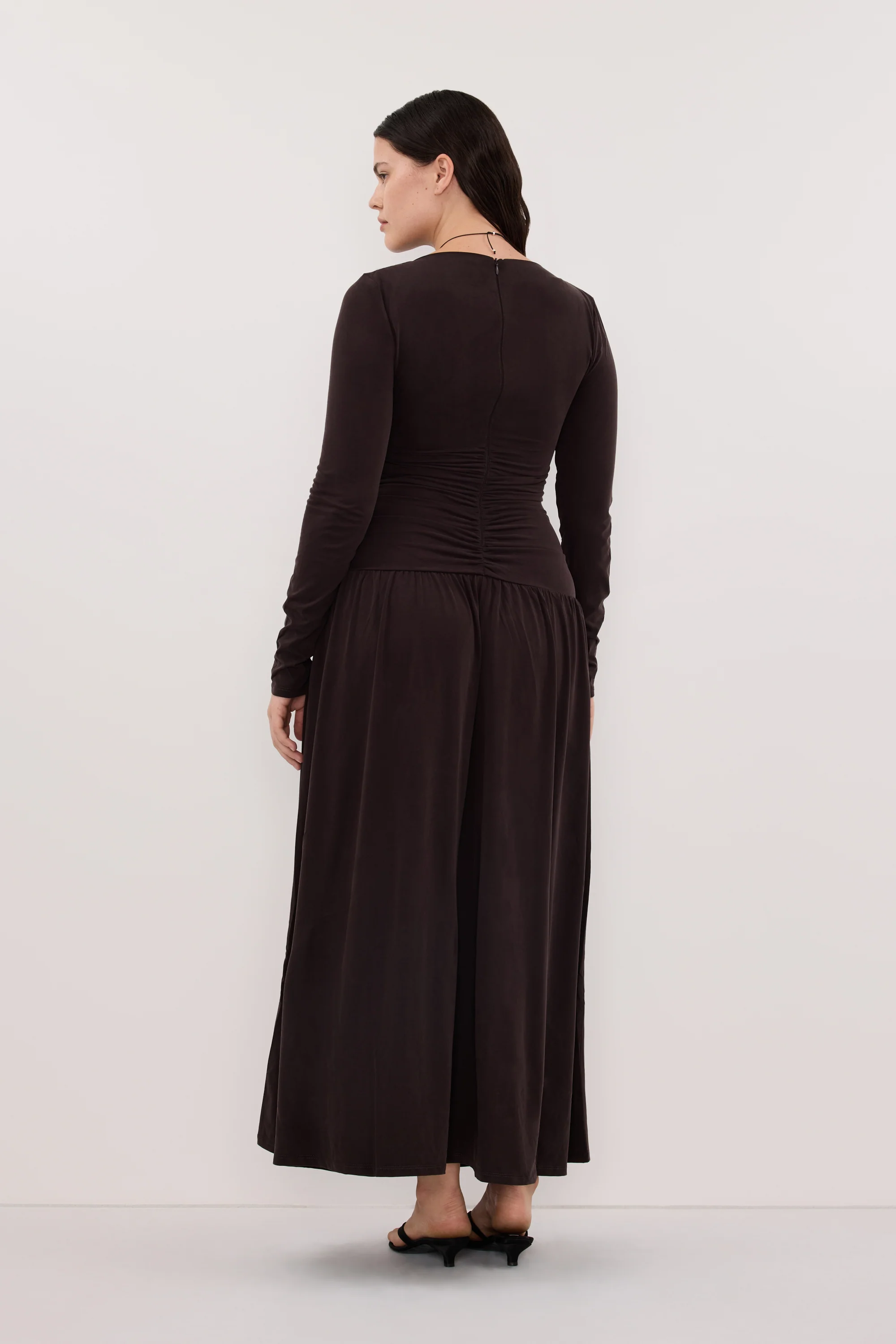 MEG BURNT CHOC LONG SLEEVE KNIT MIDI DRESS - Image 7