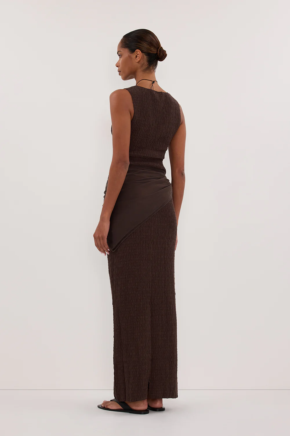MELISSA CHOCOLATE SLEEVELESS KNIT TOP - Image 4