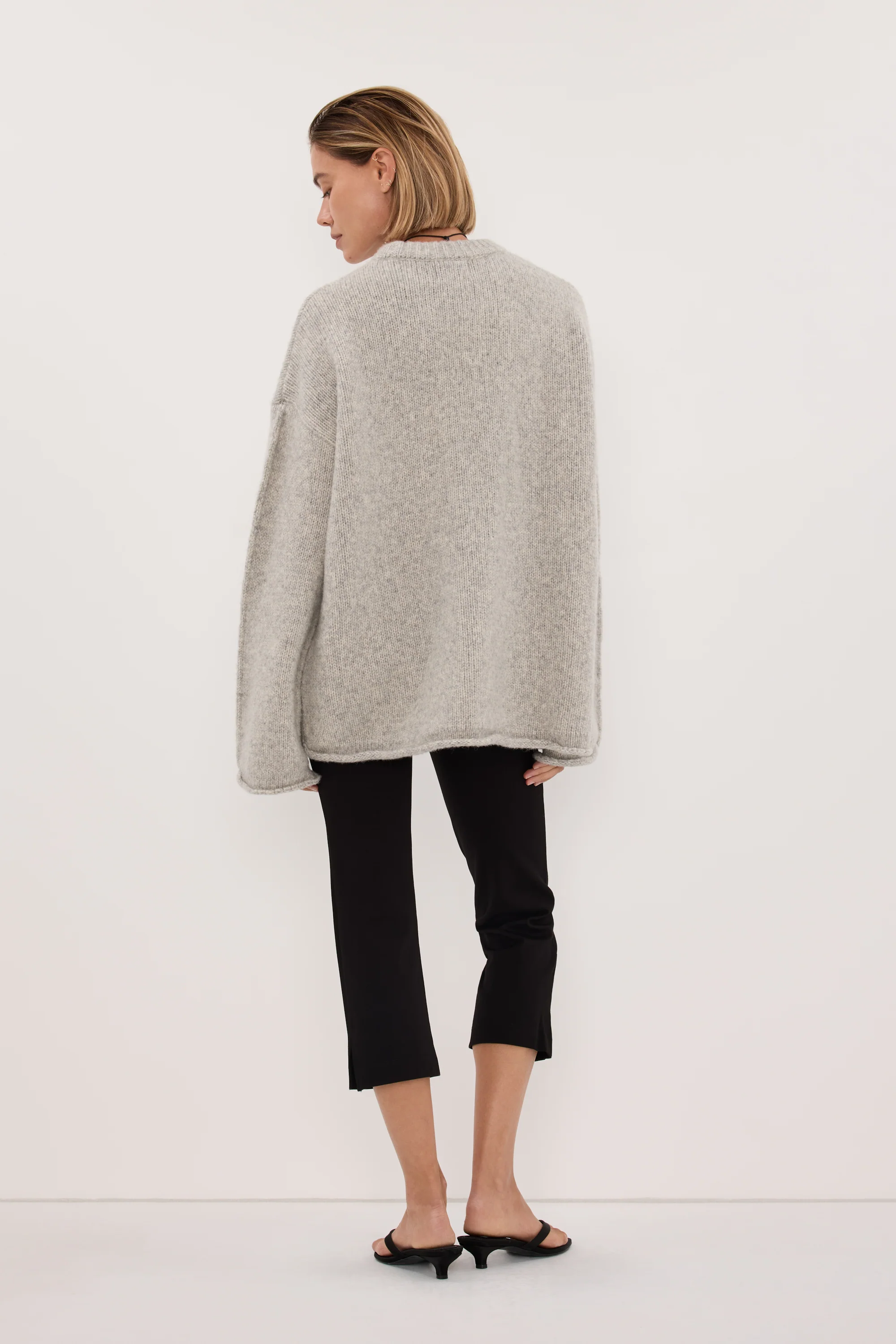 MILLY SILVER CREW NECK KNIT JUMPER - Image 4