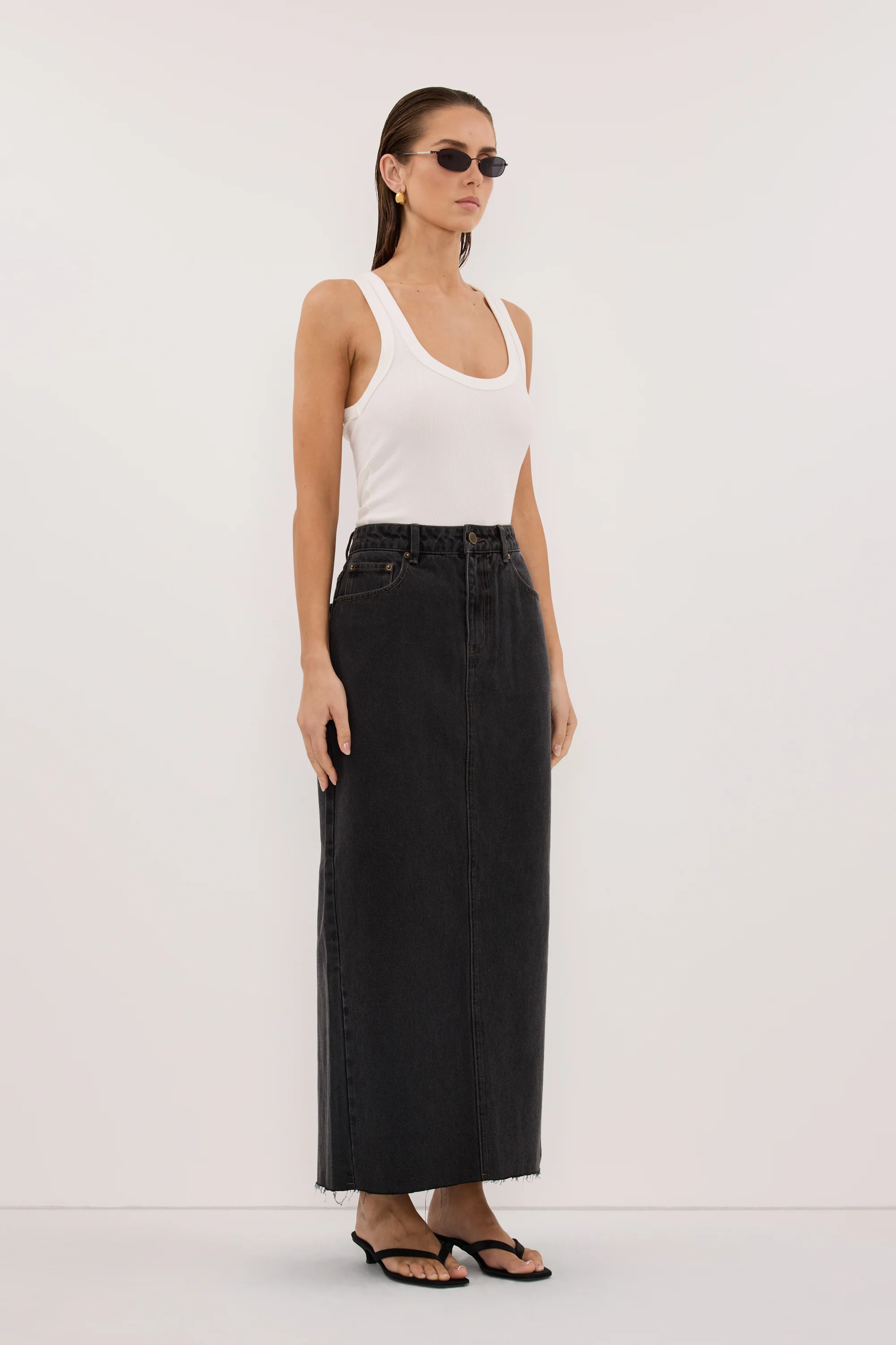 MONROE BLACK RINSE DENIM MIDI SKIRT - Image 3