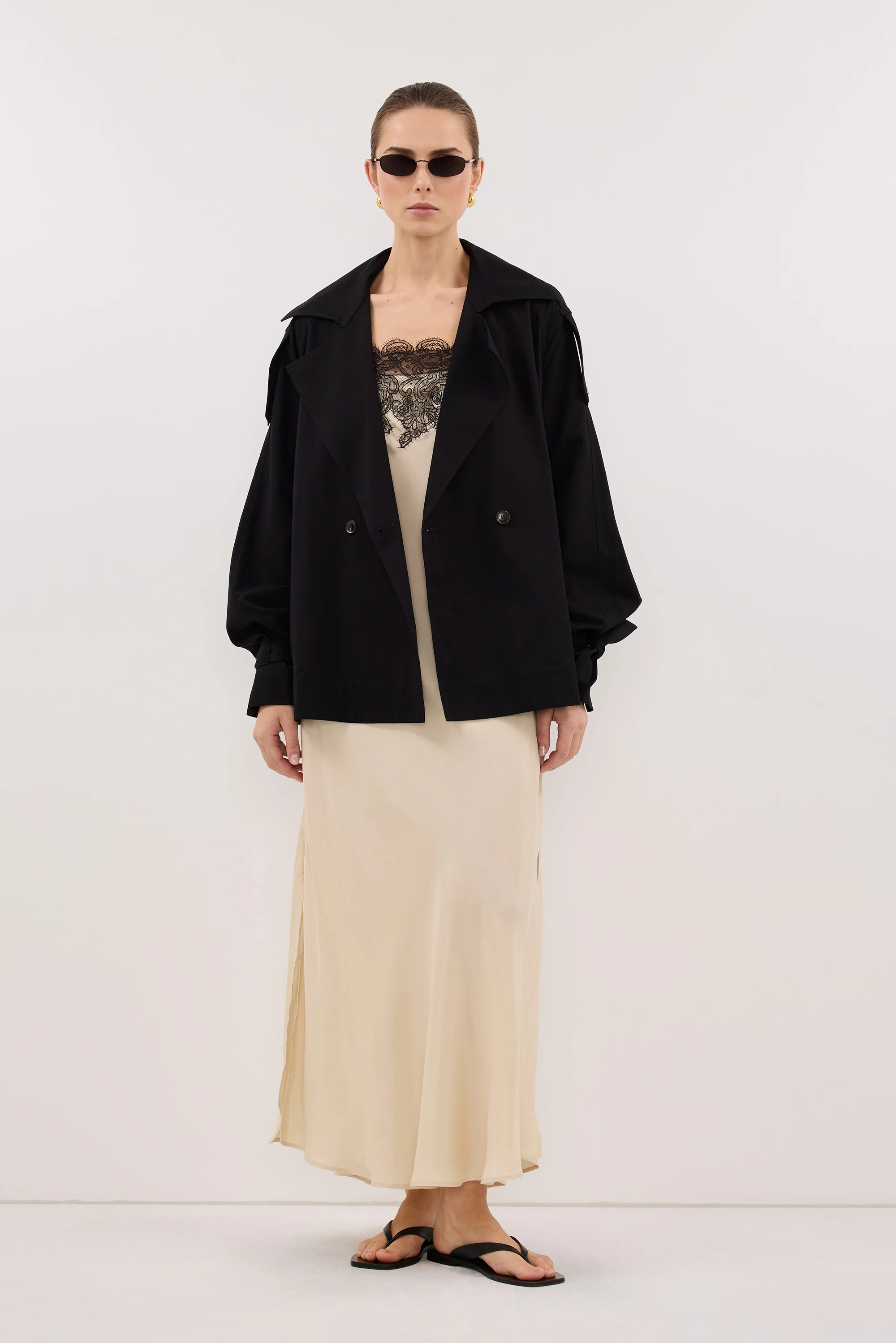 NINA BLACK LIGHTWEIGHT MINI TRENCH - Image 5