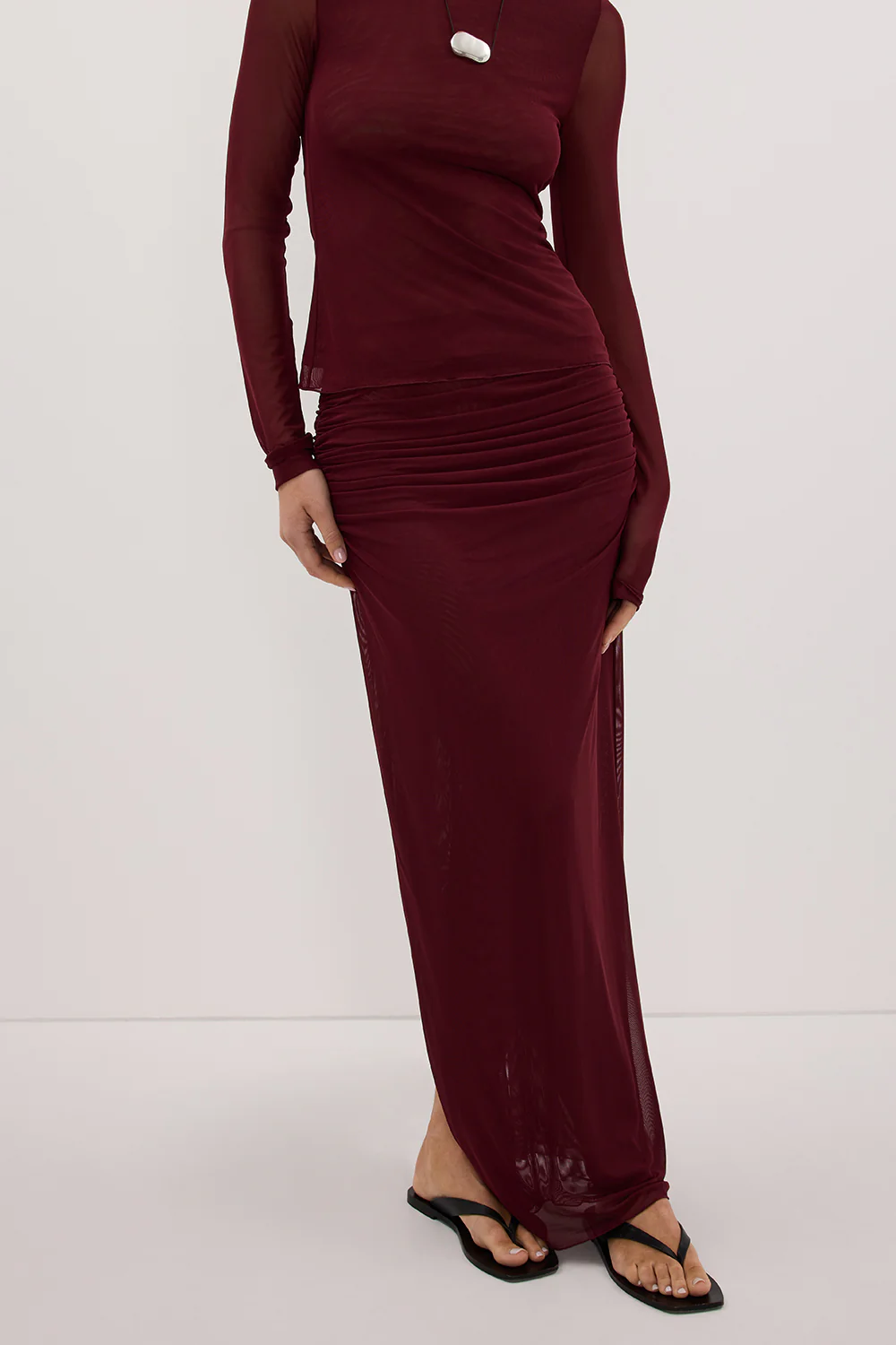 NYRA WINE COLUMN MIDI SKIRT - Image 4