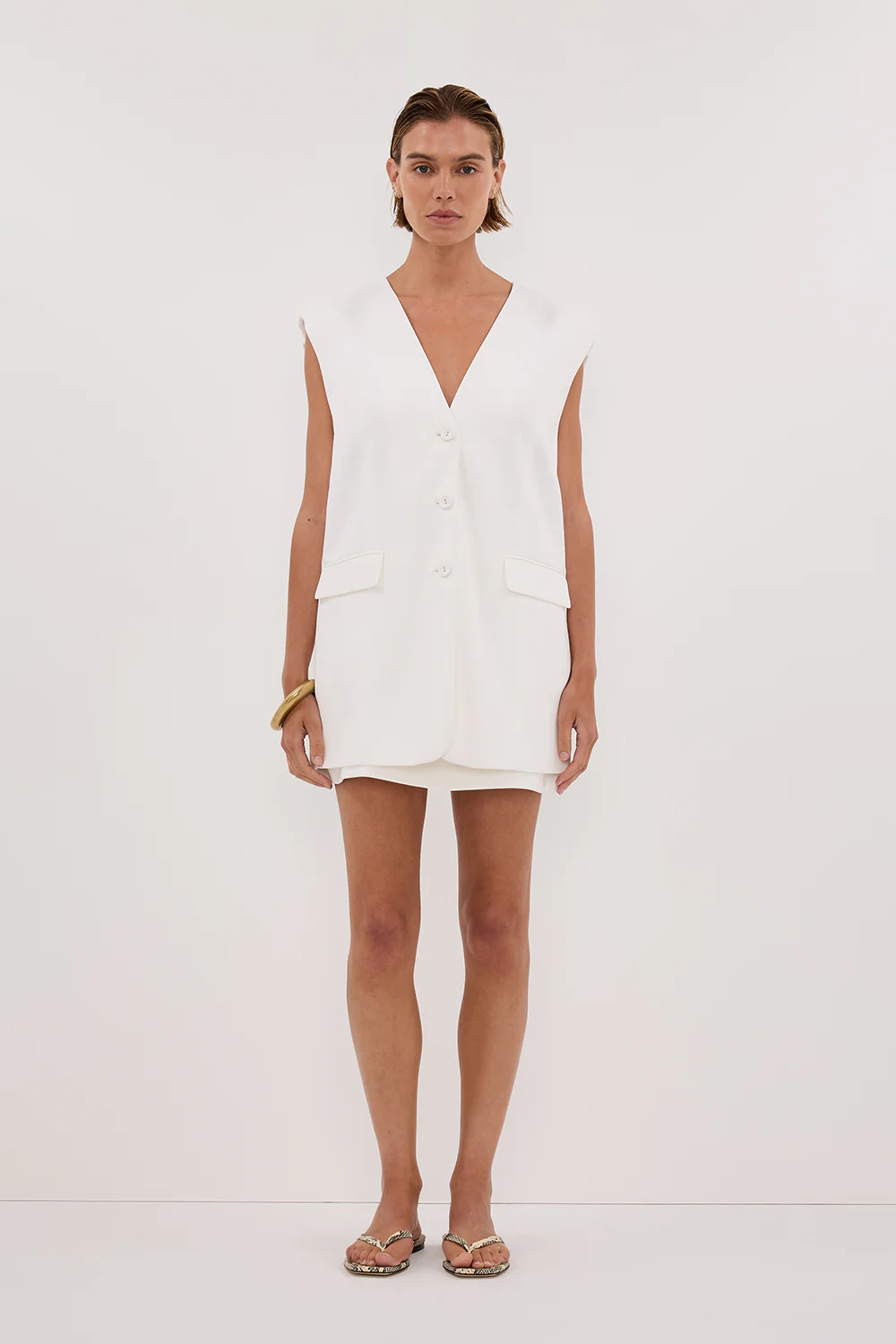 OLIVER WHITE OVERSIZED VEST