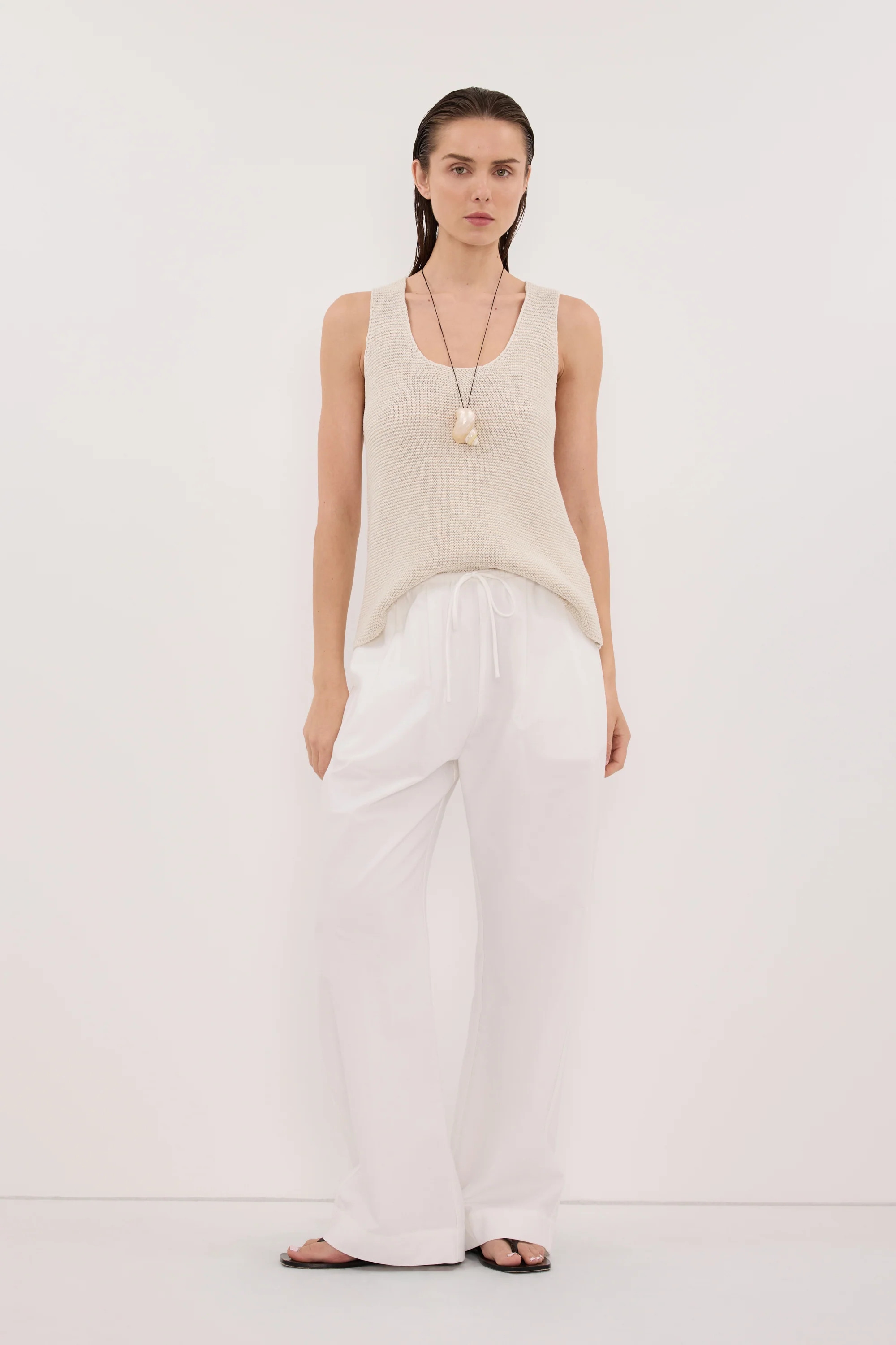 PEARL NATURAL SLEEVELESS SCOOP KNIT TOP - Image 6