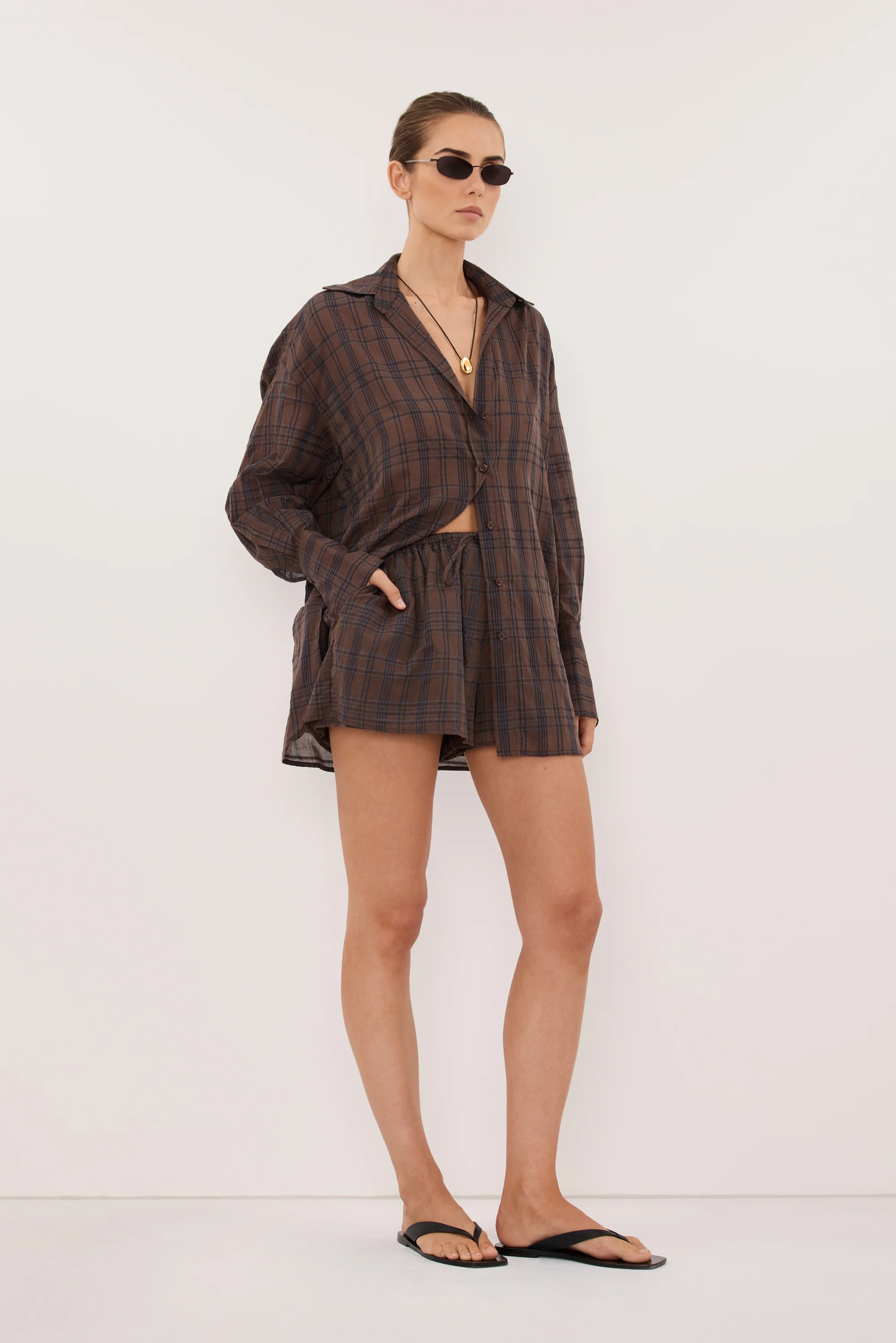 PETRA CHOC CHECK SHORT - Image 4