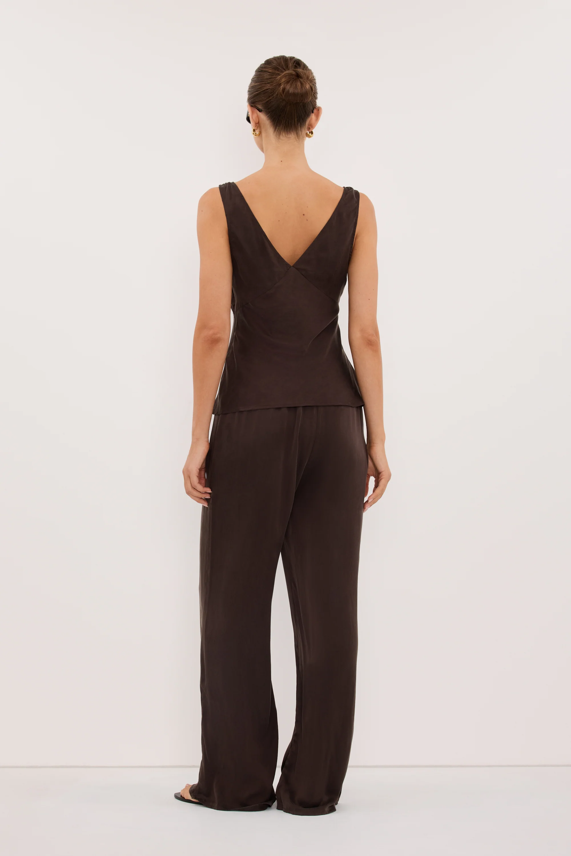 PIPPA BITTER CHOC SILK PANT - Image 4