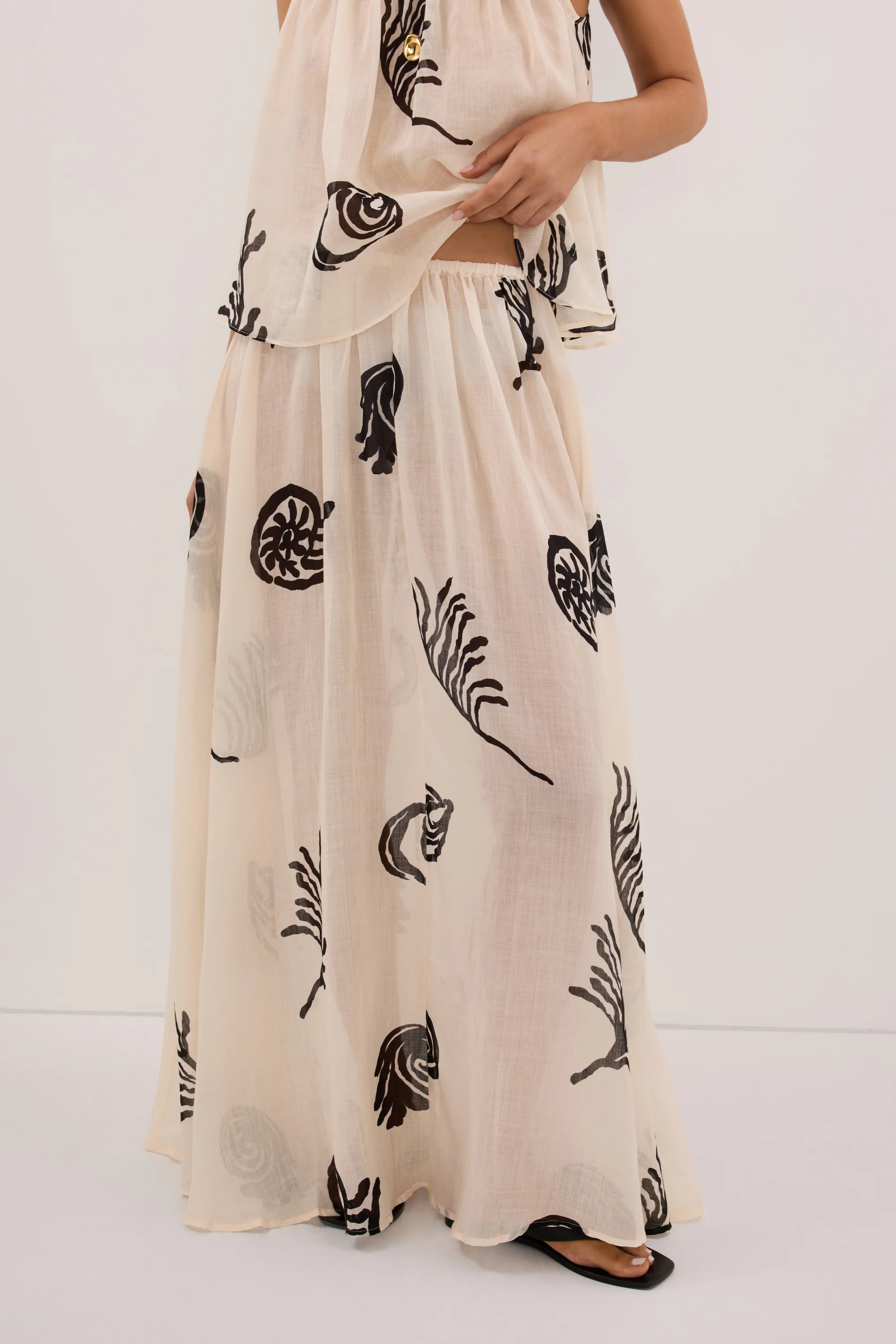 POSITANO SANDSTONE RAMIE MIDI SKIRT - Image 2