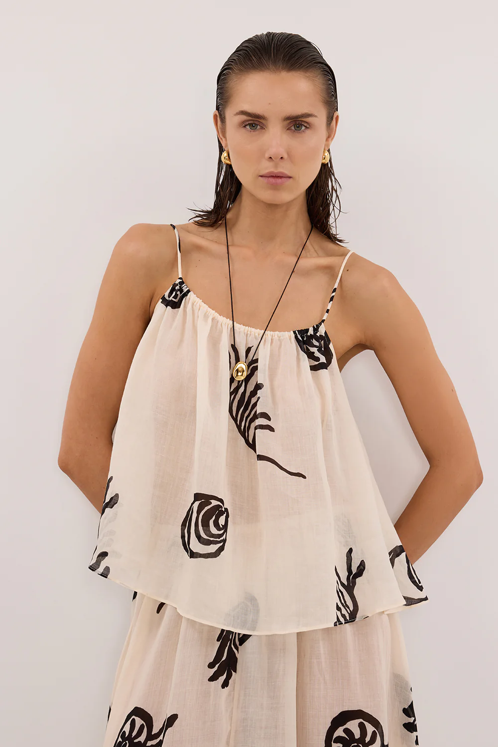 POSITANO SANDSTONE SLEEVELESS RAMIE TOP - Image 3