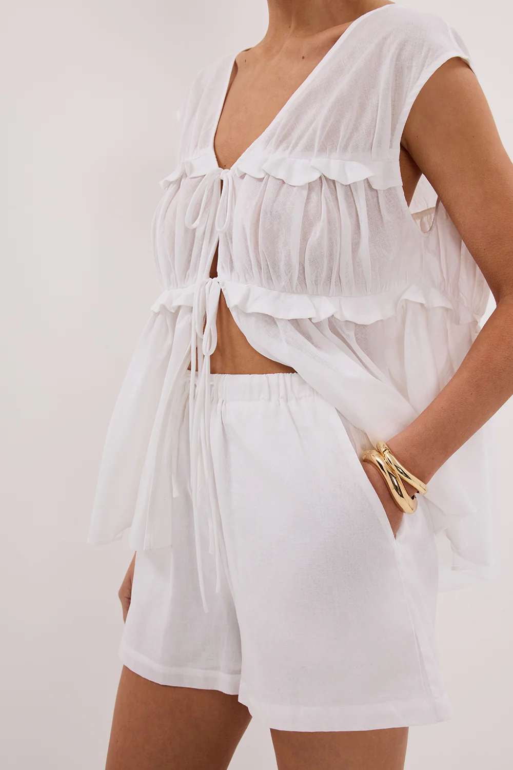 QUINN WHITE LINEN SHORT - Image 6