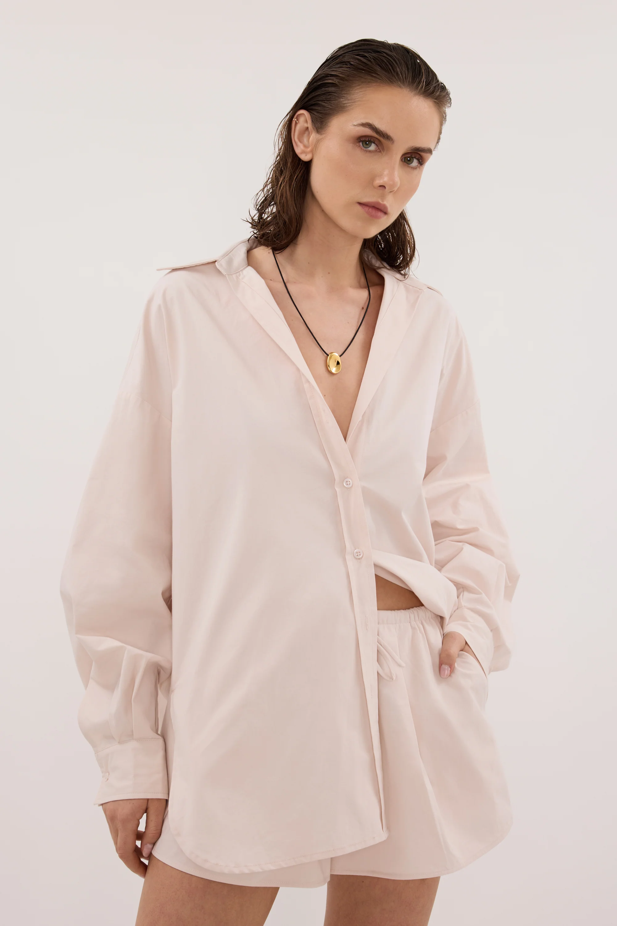 RAQUEL POWDER POPLIN SHORT - Image 2
