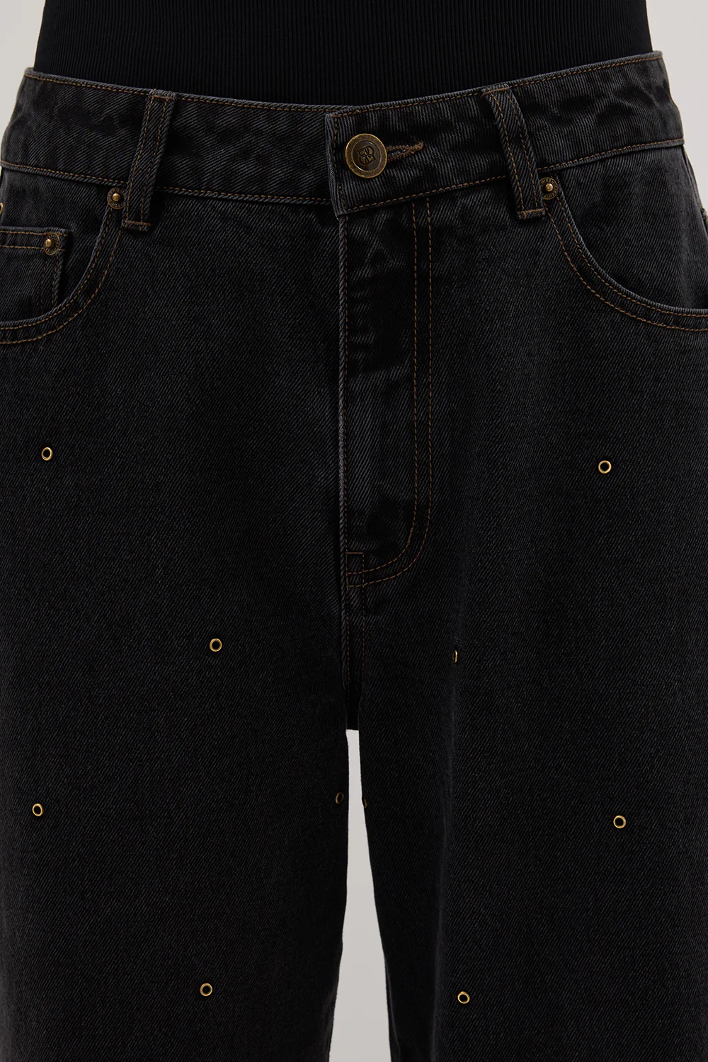 REAGAN 2.0 BLACK RINSE EYELET SLOUCHY JEAN - Image 6