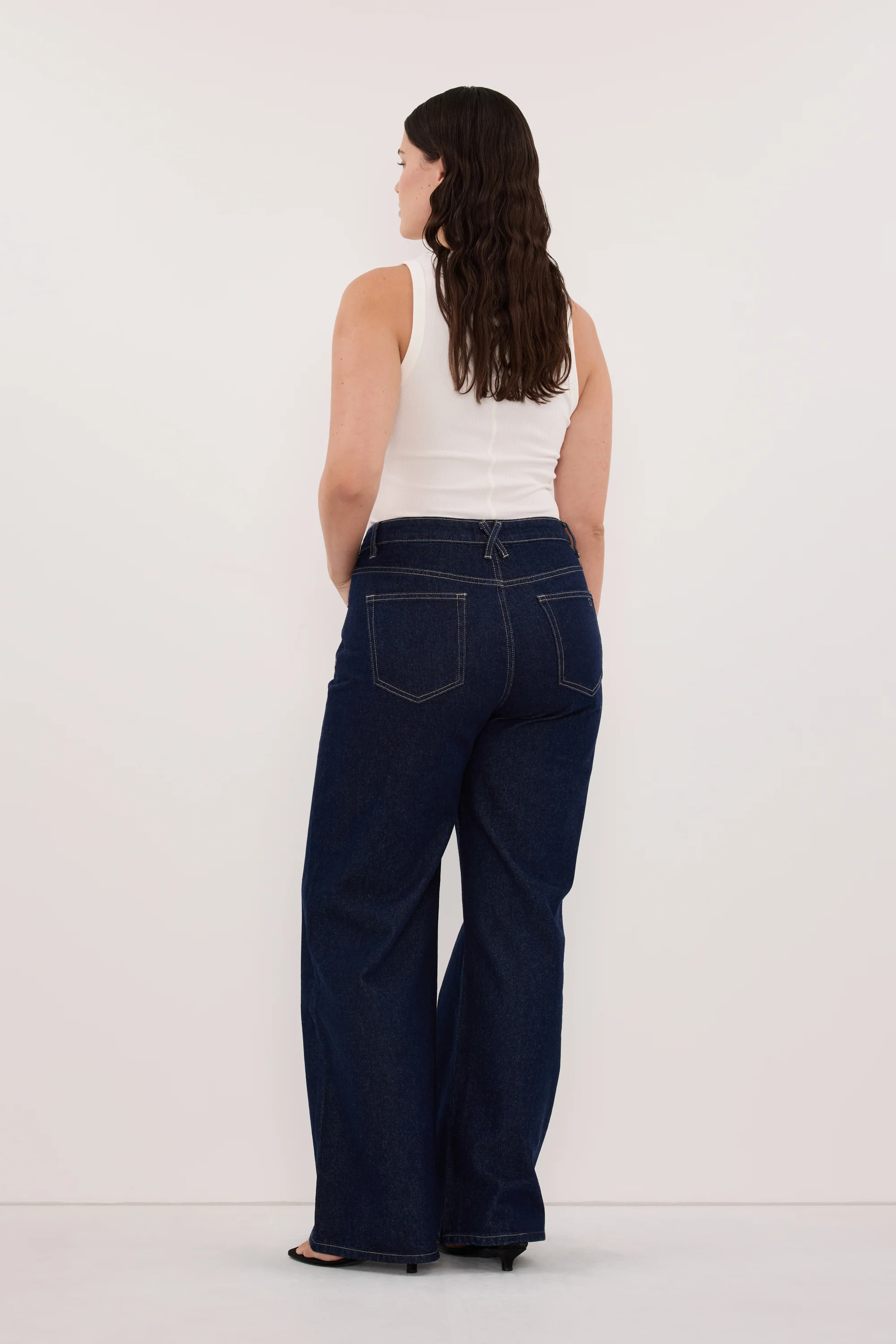 REAGAN 2.0 INDIGO SLOUCHY JEAN - Image 6