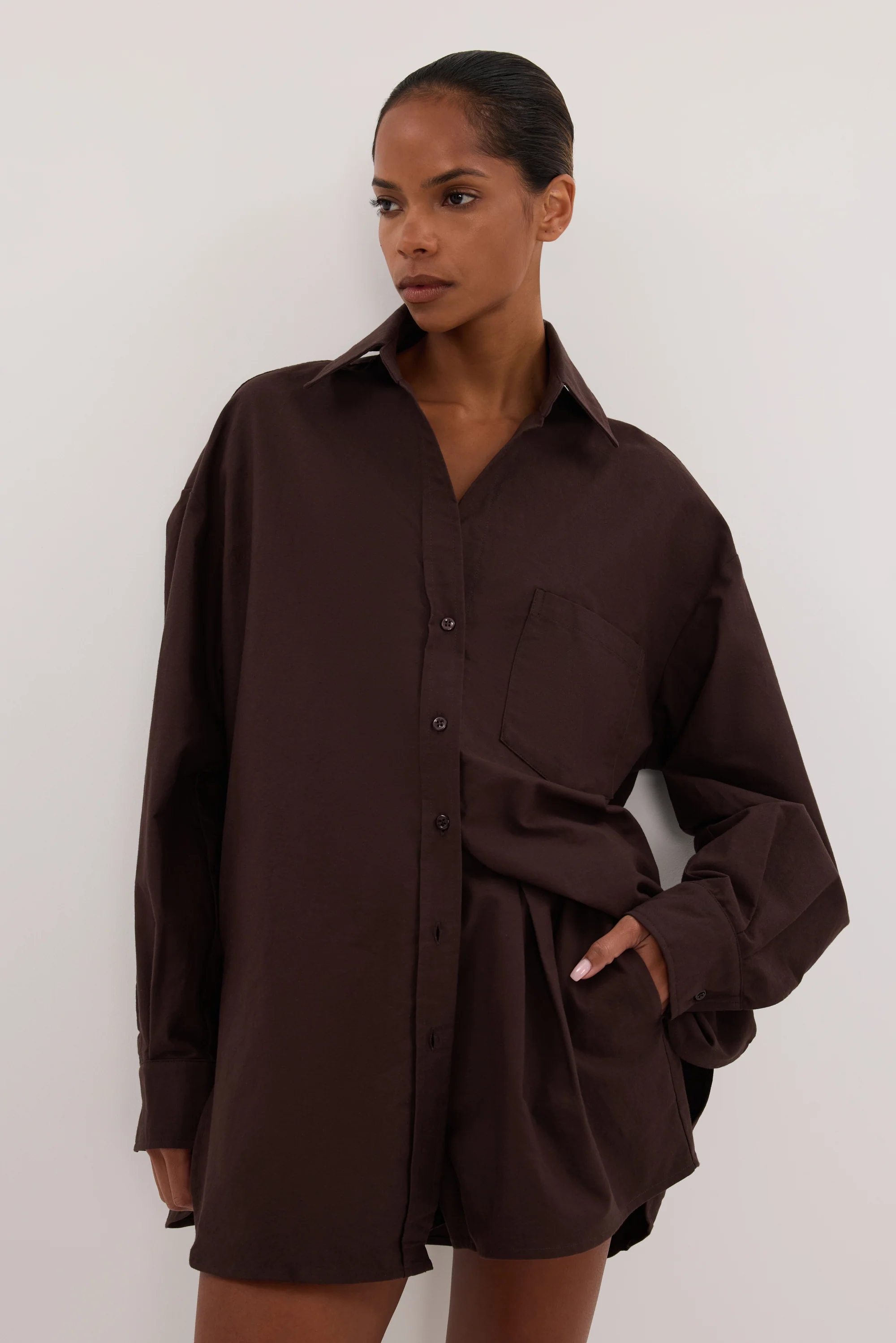 RHEA BURNT CHOC COTTON DRAWSTRING SHORT - Image 2