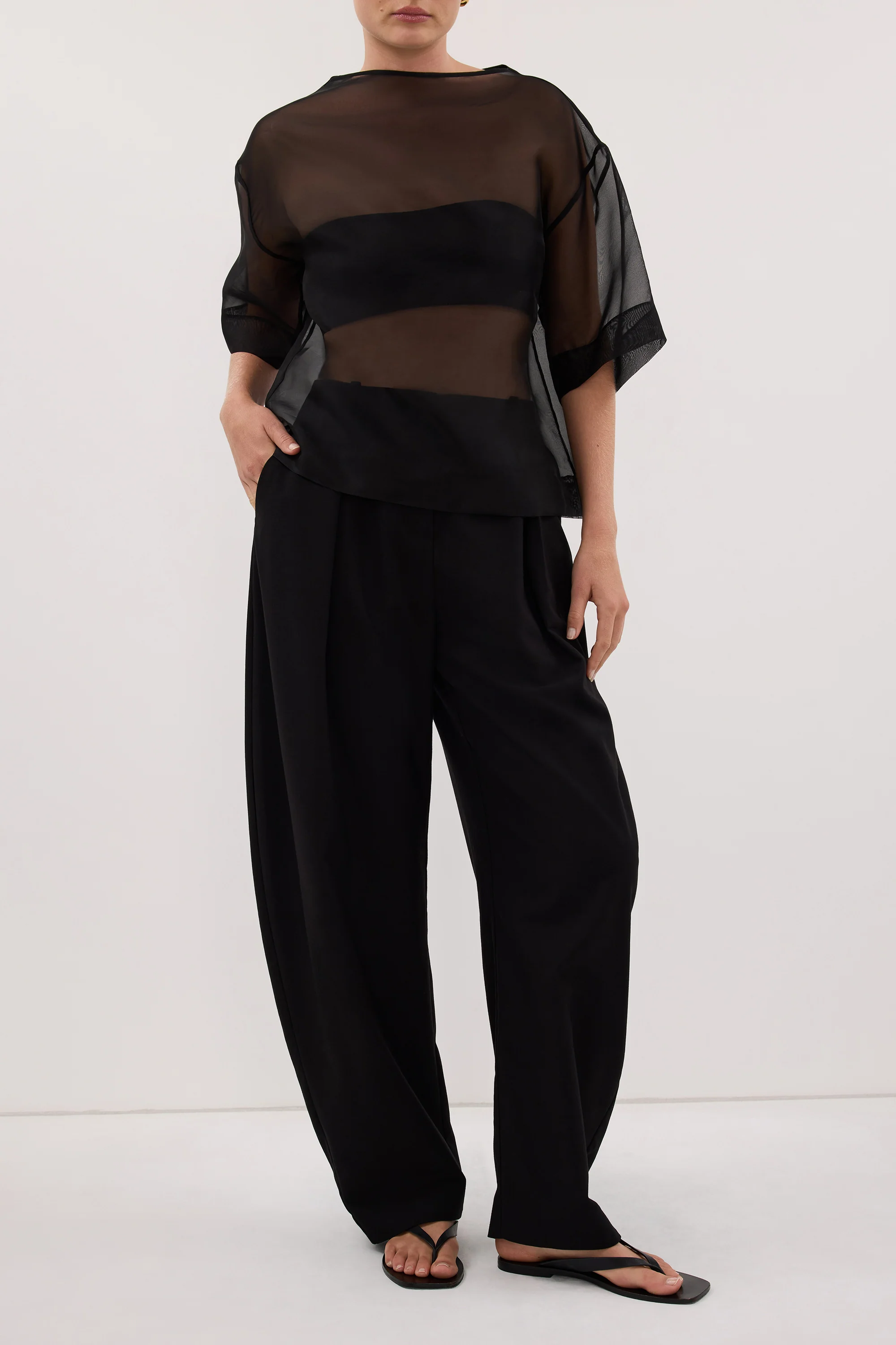 ROMY BLACK BARREL LEG TAILORED PANT - Image 2