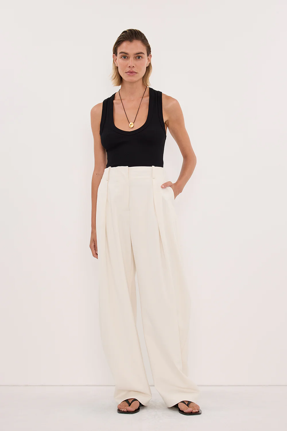 ROMY CREAM BARREL LEG TAILORED PANT