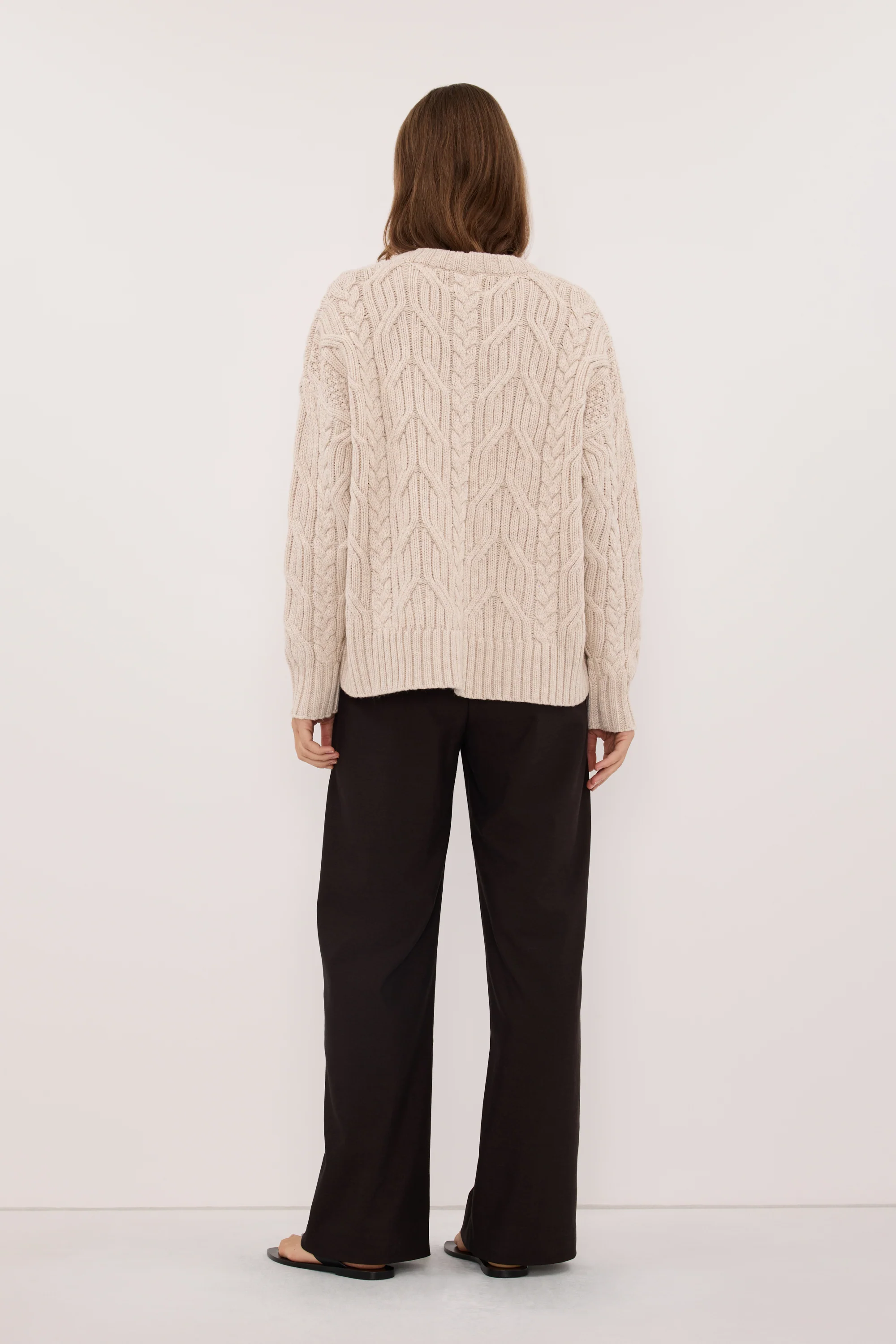 ROSE CHALK CABLE KNIT SWEATER - Image 4