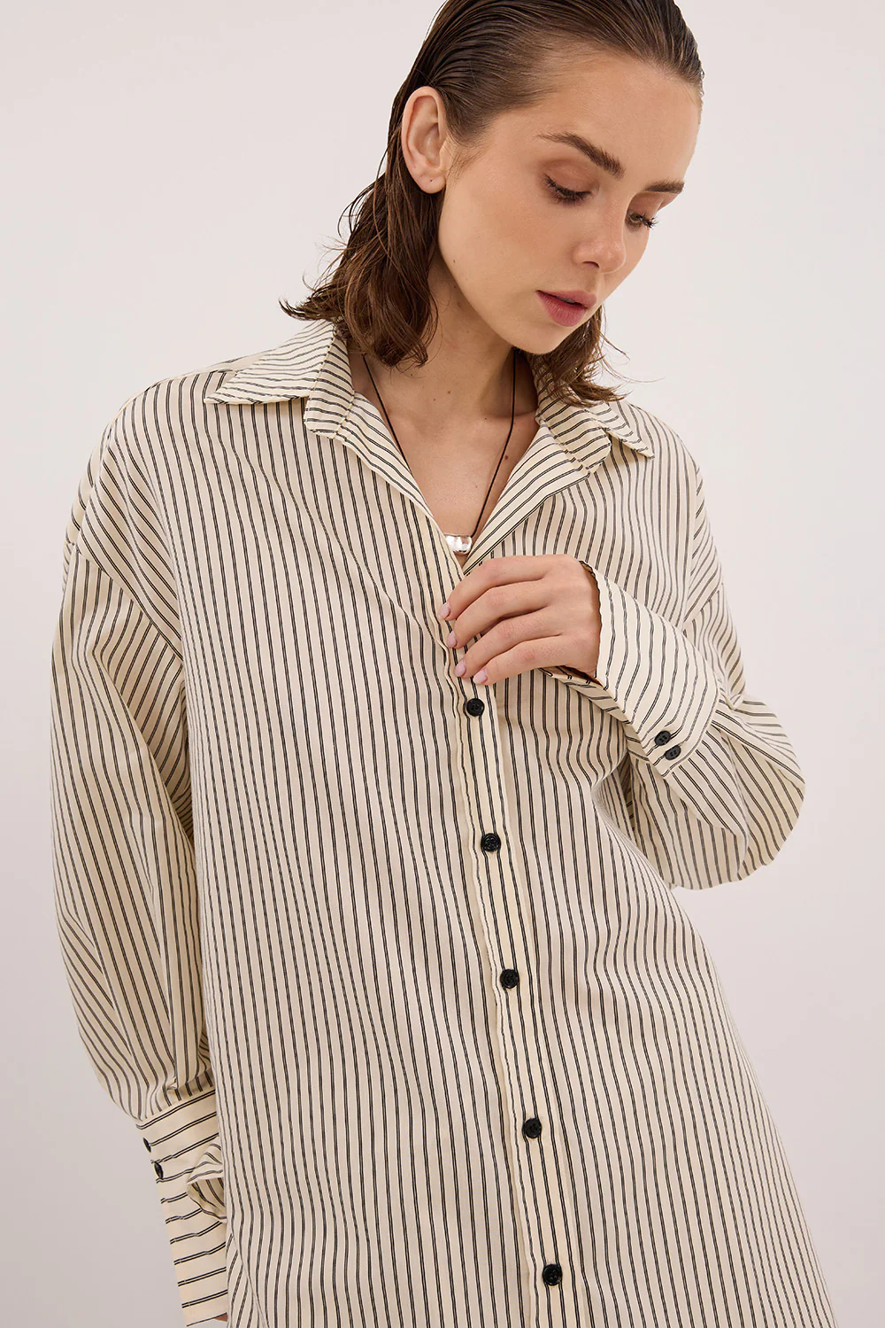 SABLE CREAM OVERSIZED SILK BLEND SHIRT - Image 2
